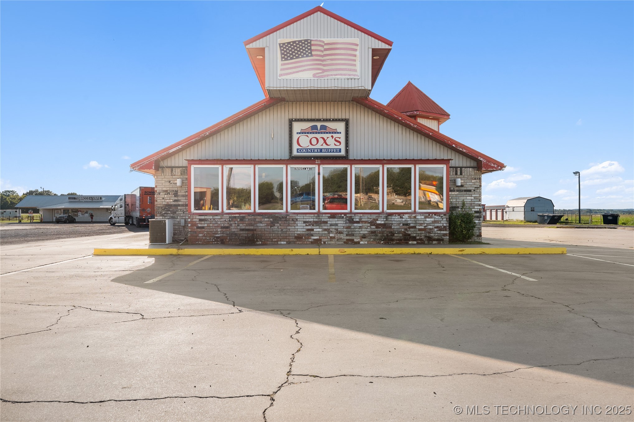18753 S Highway 100 Webbers Falls OK 74470