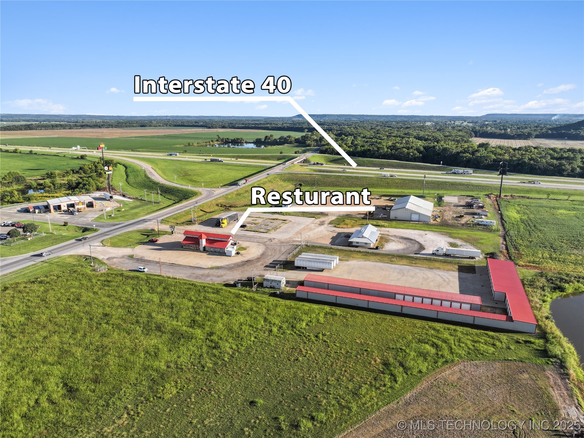 18753 S Highway 100 Webbers Falls OK 74470