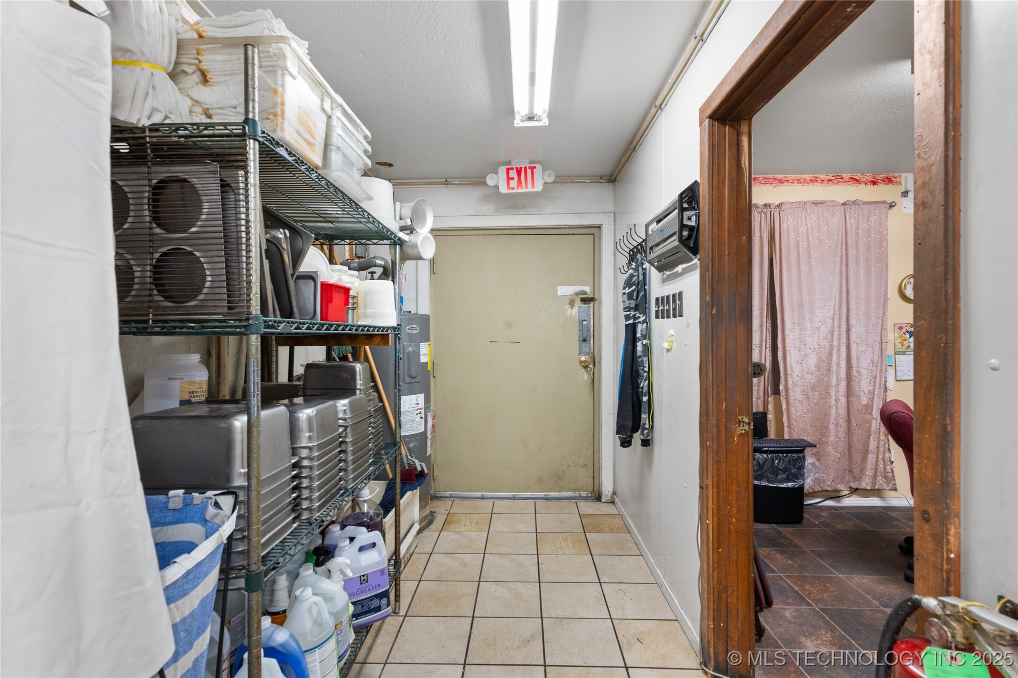 18753 S Highway 100 Webbers Falls OK 74470
