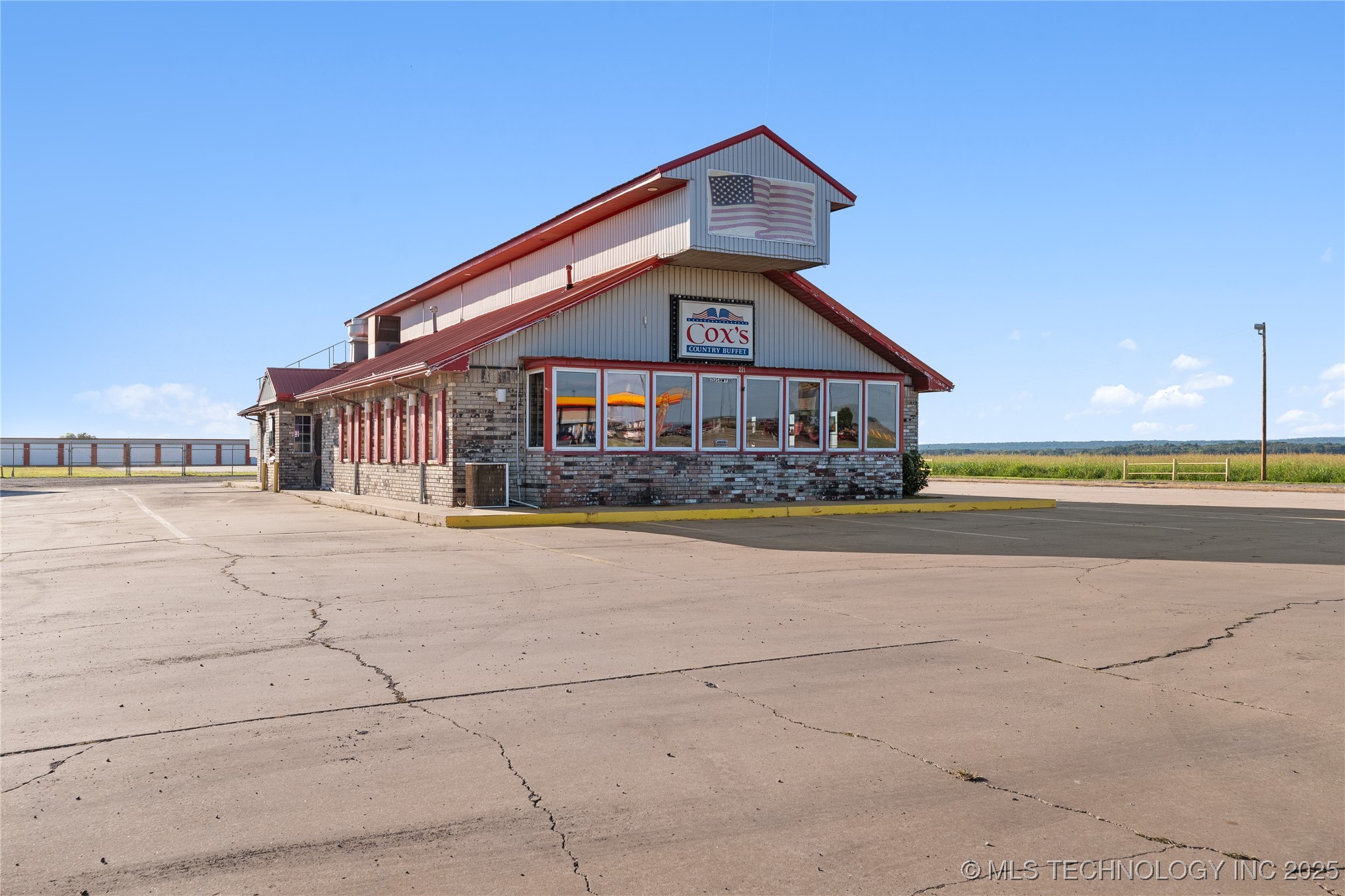 18753 S Highway 100 Webbers Falls OK 74470