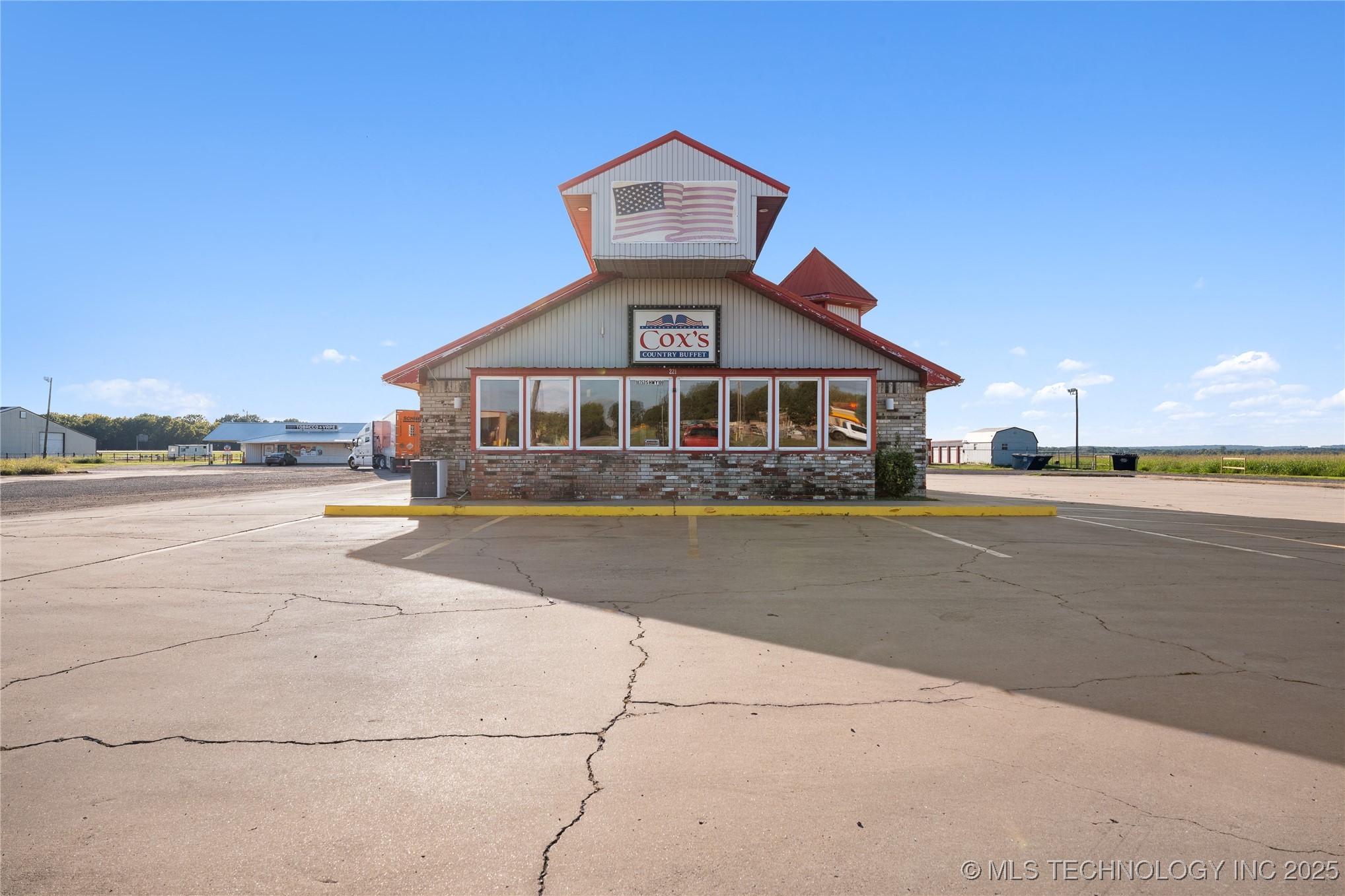 18753 S Highway 100 Webbers Falls OK 74470