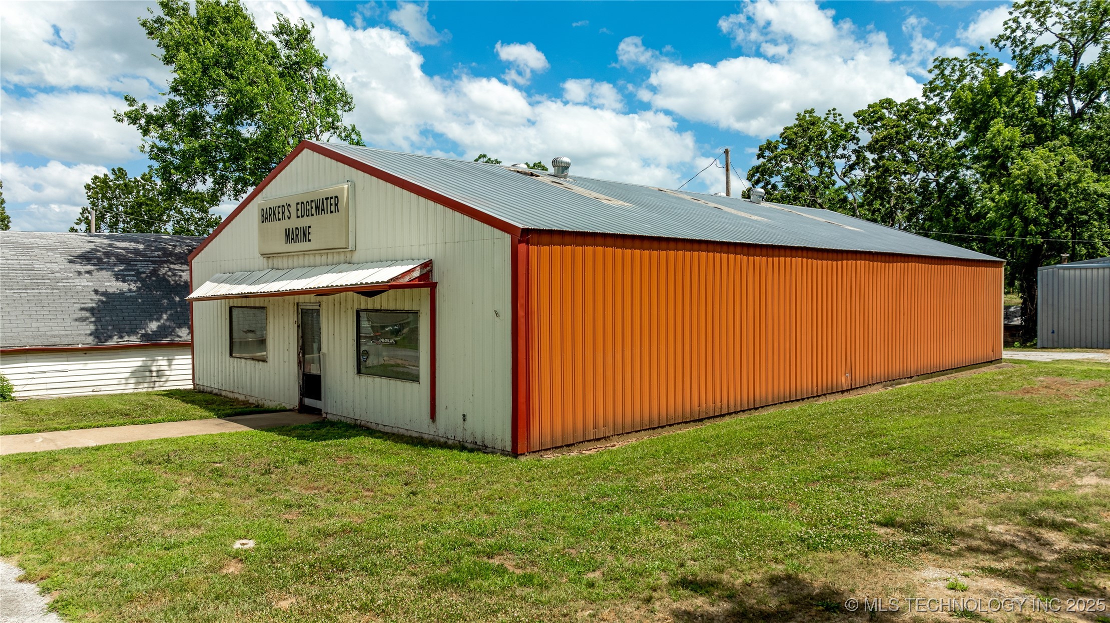 1511 98th Street NW Grove OK 74344