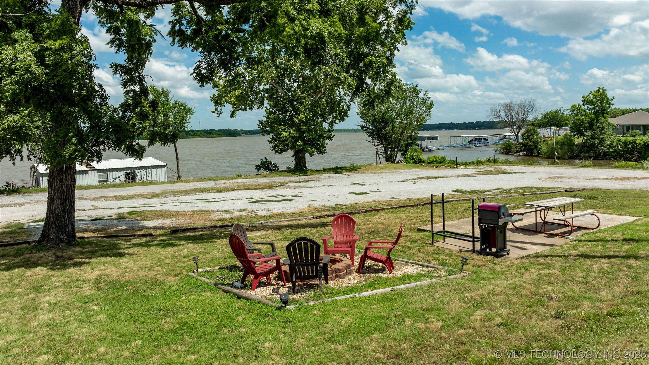 1511 98th Street NW Grove OK 74344