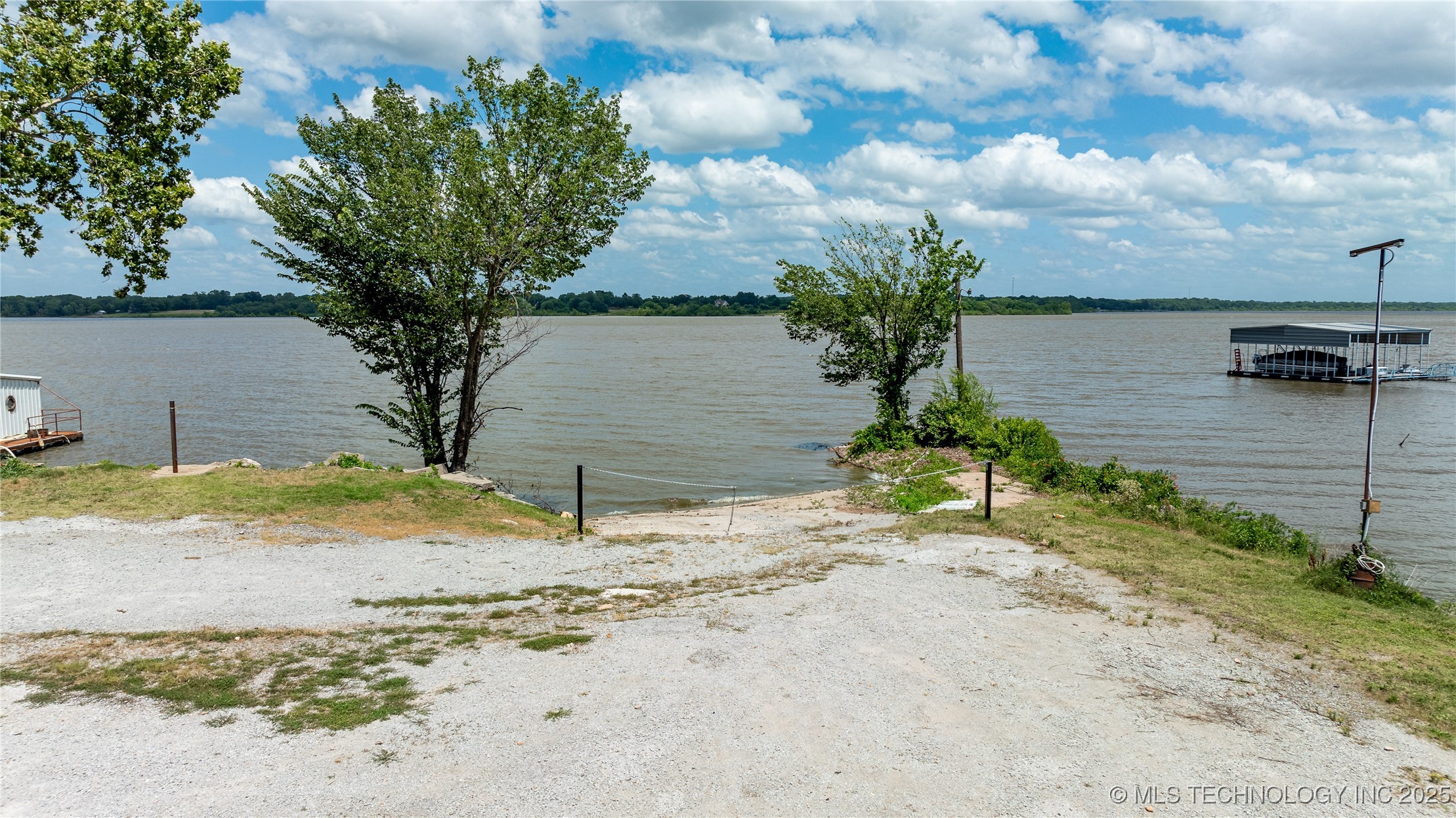 1511 98th Street NW Grove OK 74344