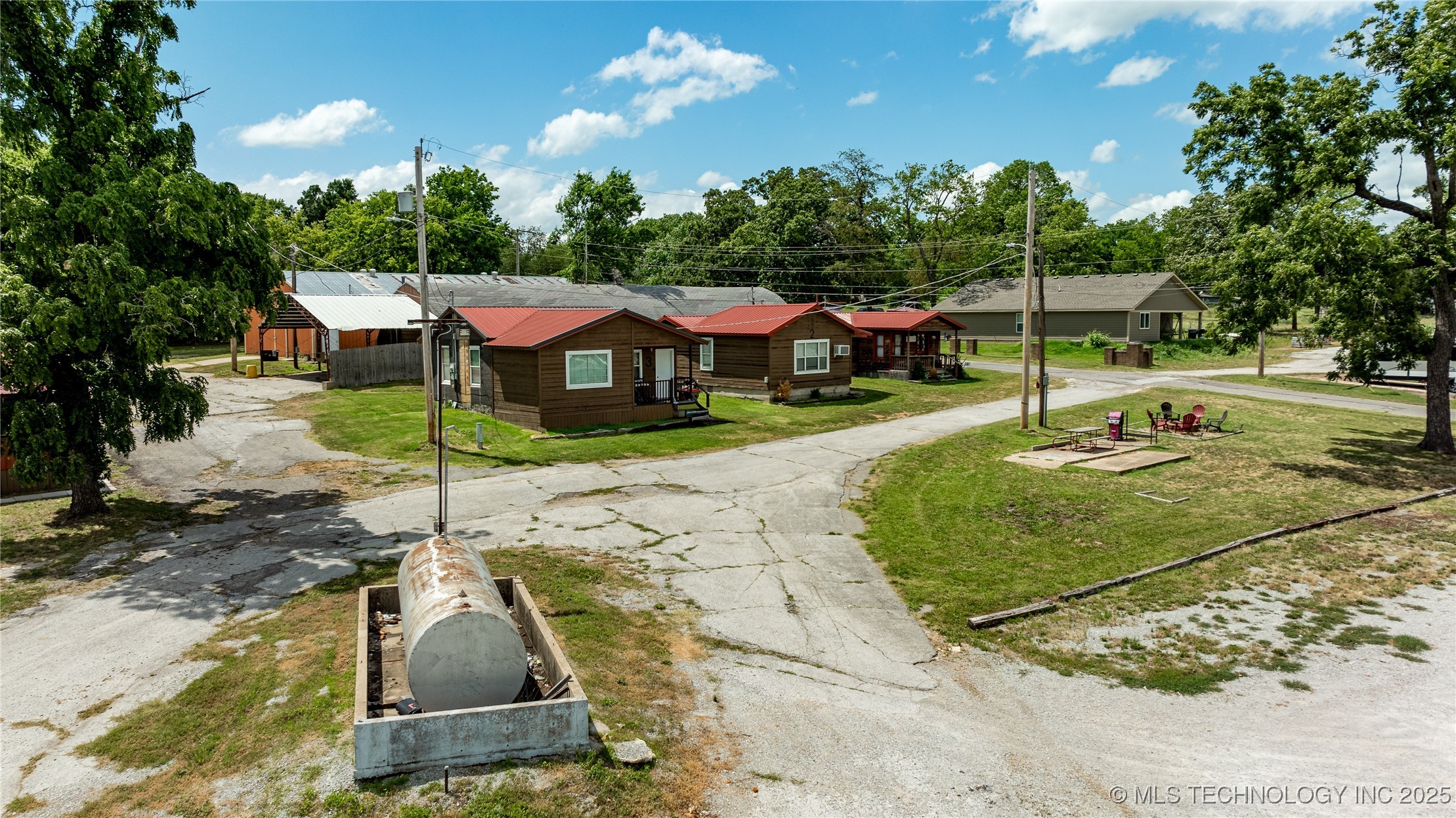 1511 98th Street NW Grove OK 74344