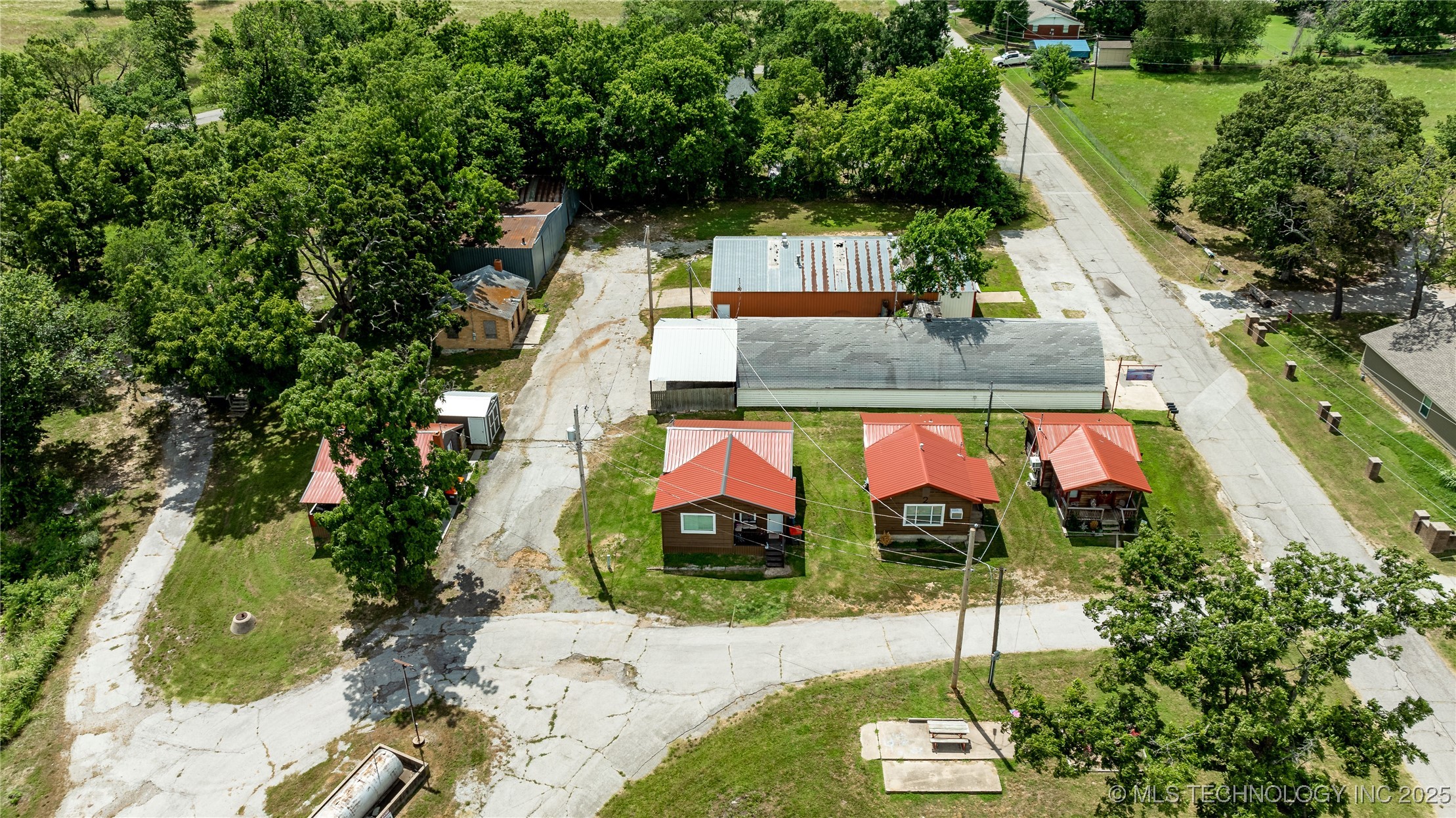 1511 98th Street NW Grove OK 74344