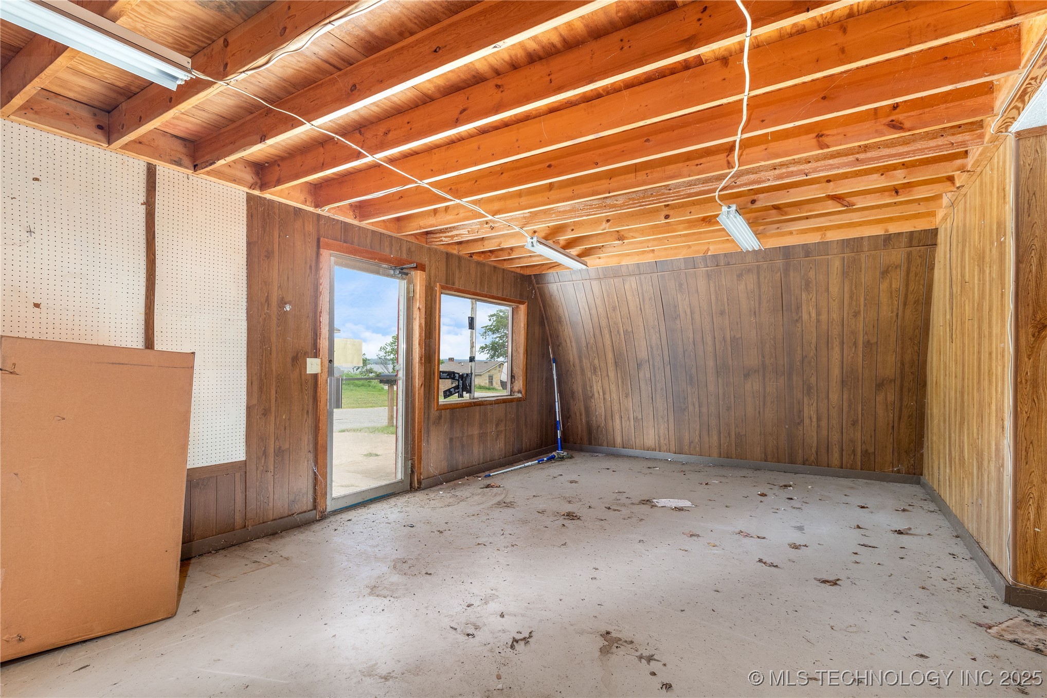 1511 98th Street NW Grove OK 74344
