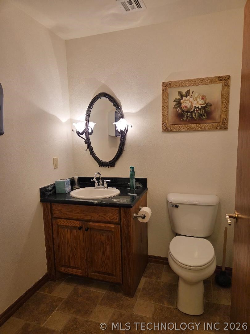 1015 W Main Quinton OK 74462