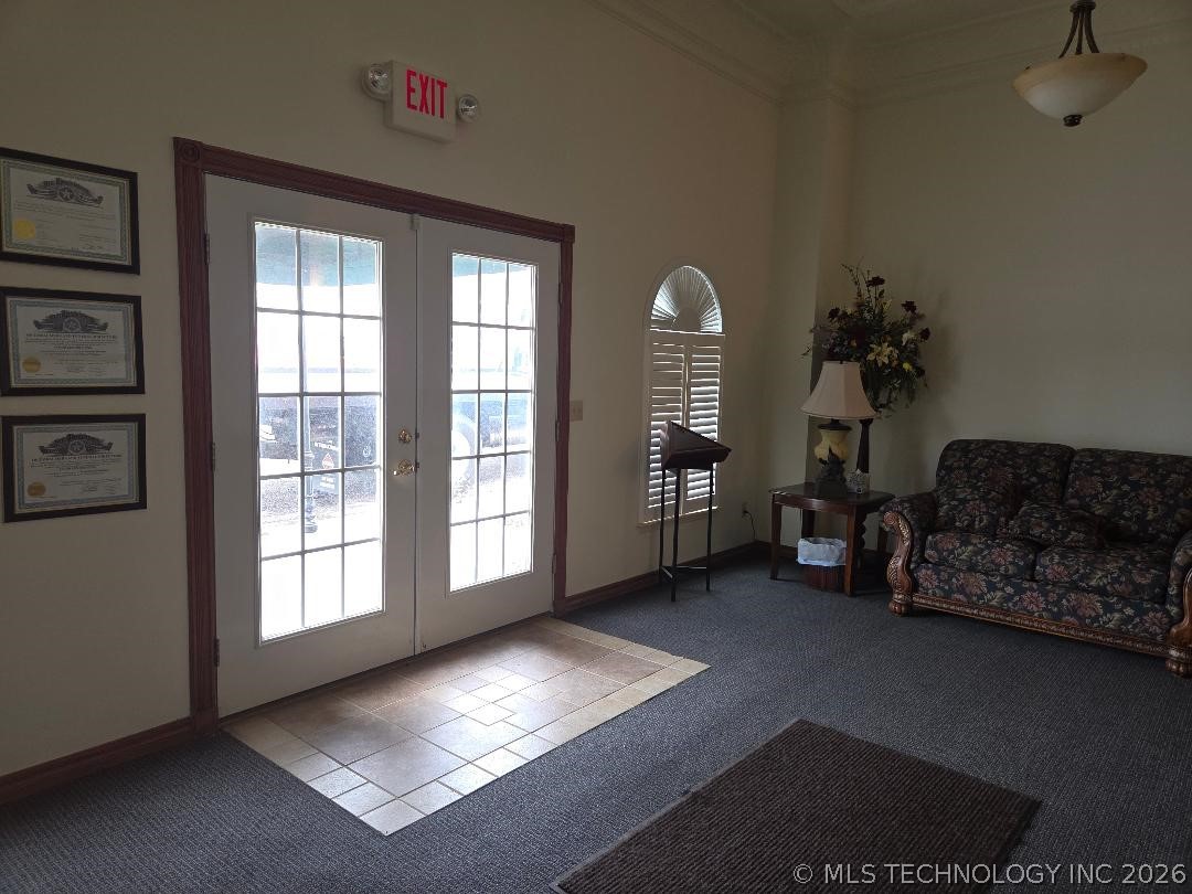 1015 W Main Quinton OK 74462
