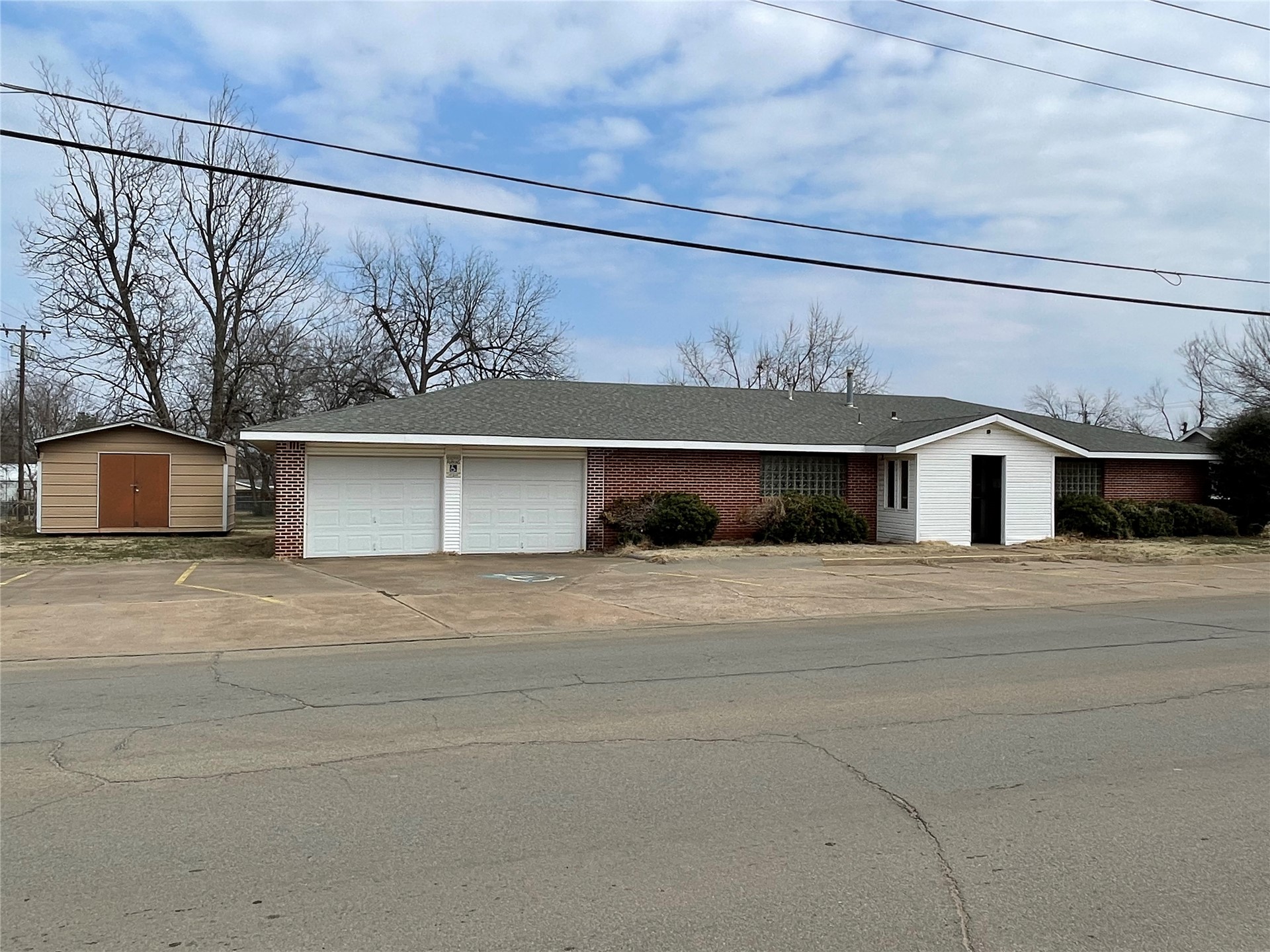 112 S Highland Avenue Cushing OK 74023