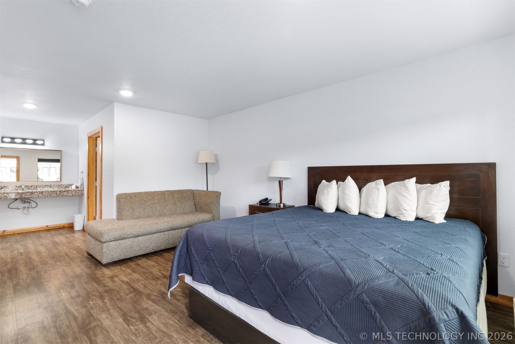 502 SE Lincoln Idabel OK 74745