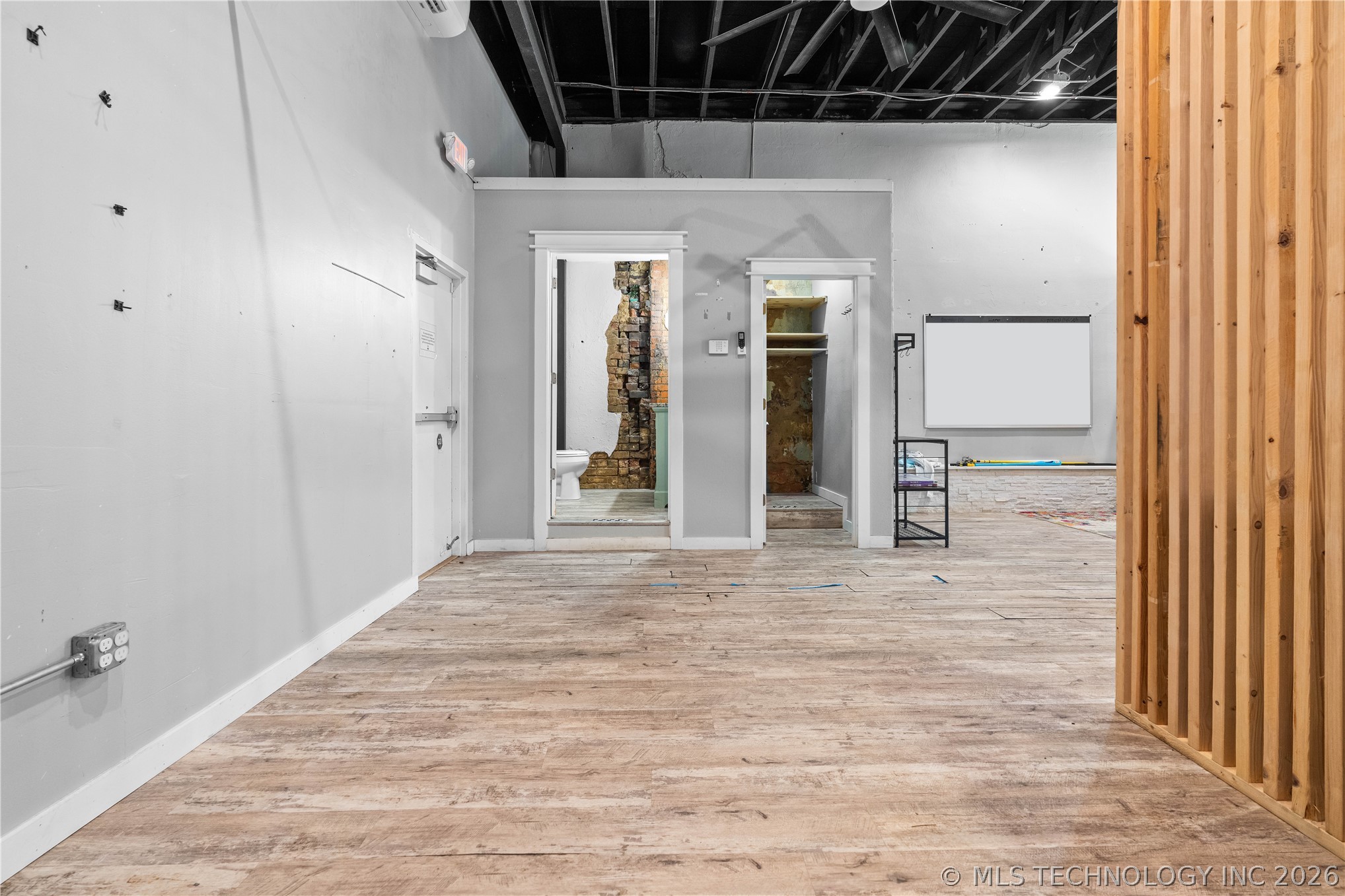 107 N 3rd Avenue Durant OK 74701