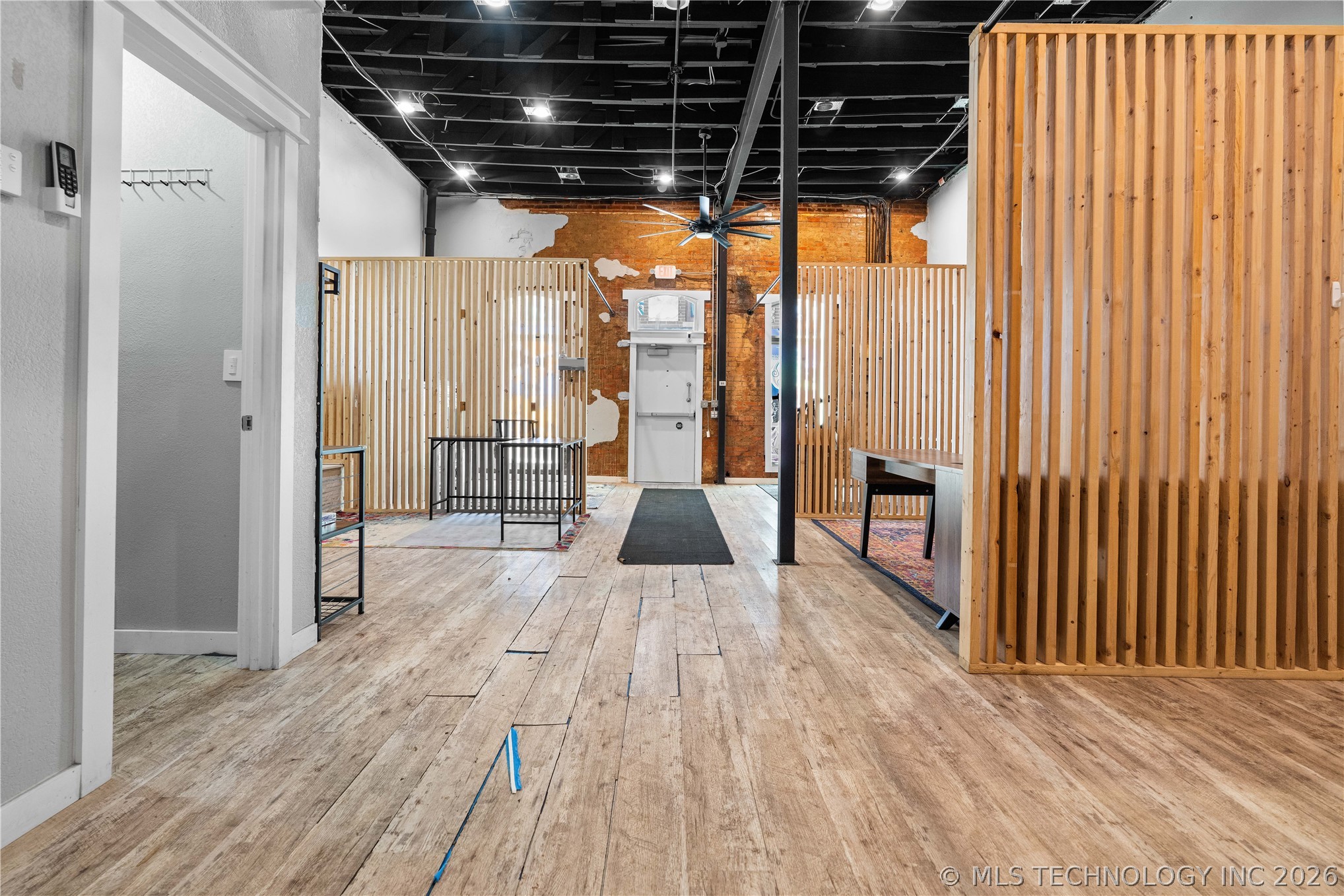 107 N 3rd Avenue Durant OK 74701