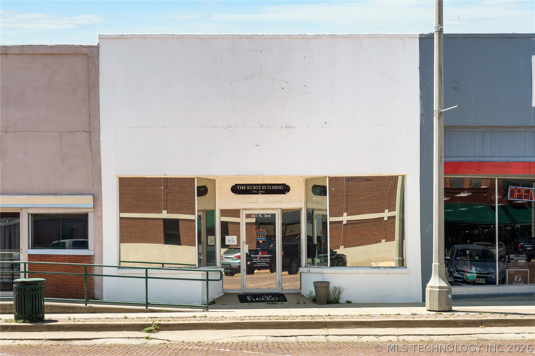 107 N 3rd Avenue Durant OK 74701