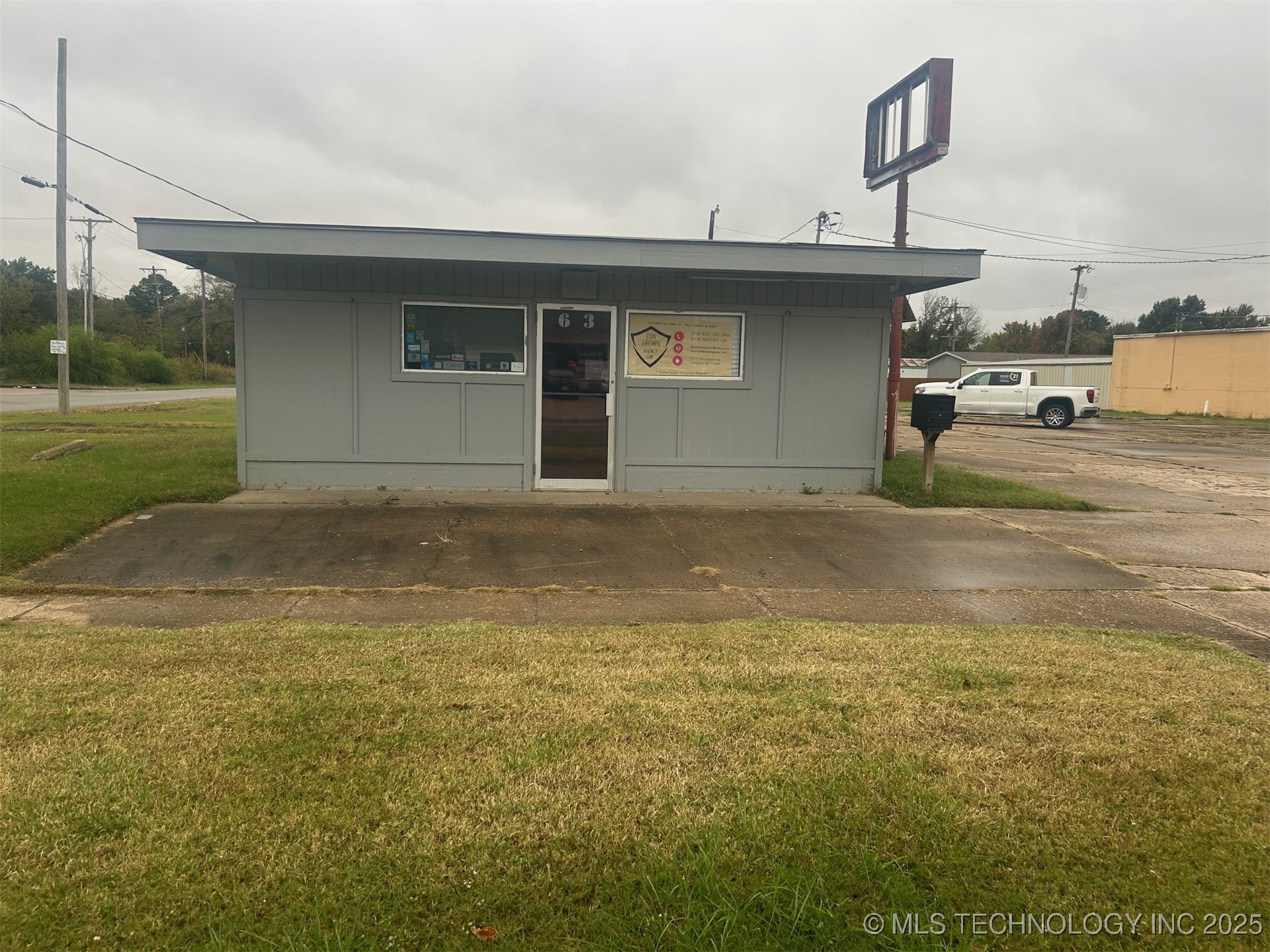 603 W Cherokee Street Wagoner OK 74467