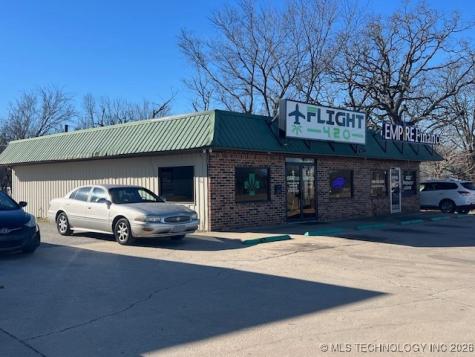 3455 Highway 412 Watts OK 74964