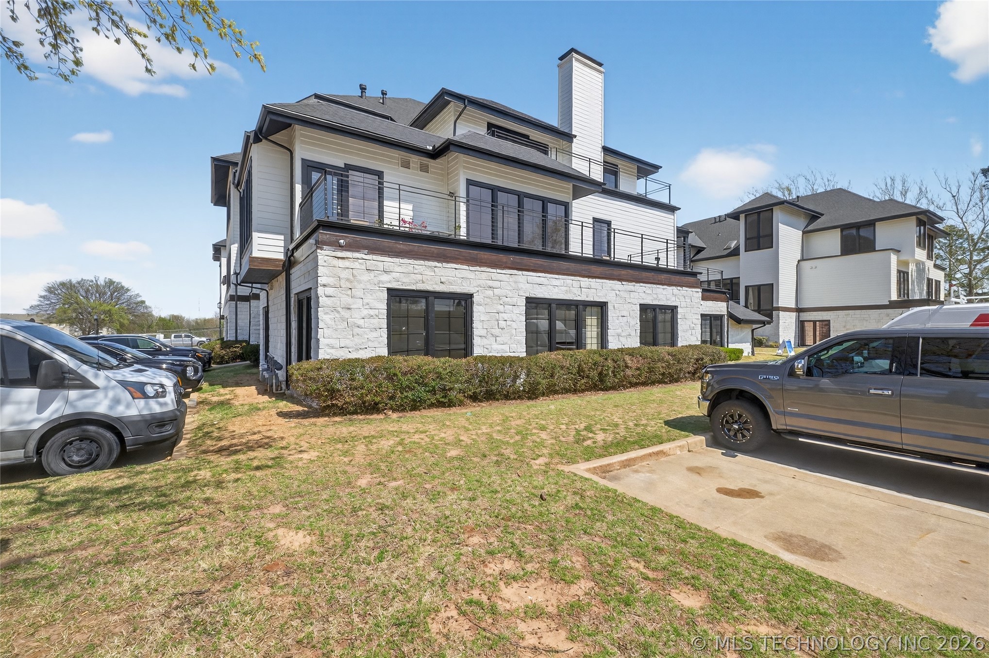 5555 E 71st Street Tulsa OK 74136