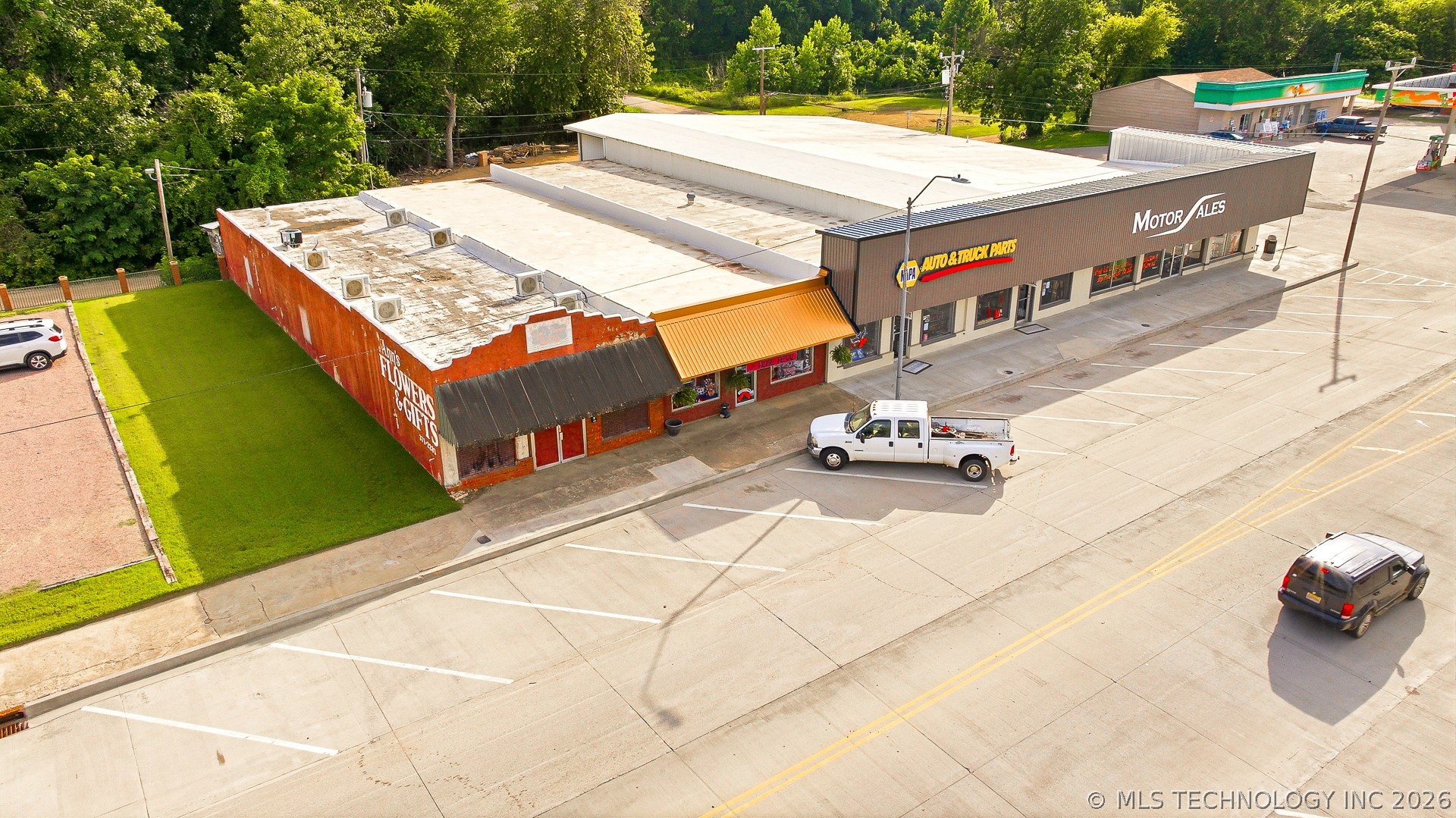 110 E Main Tishomingo OK 73460