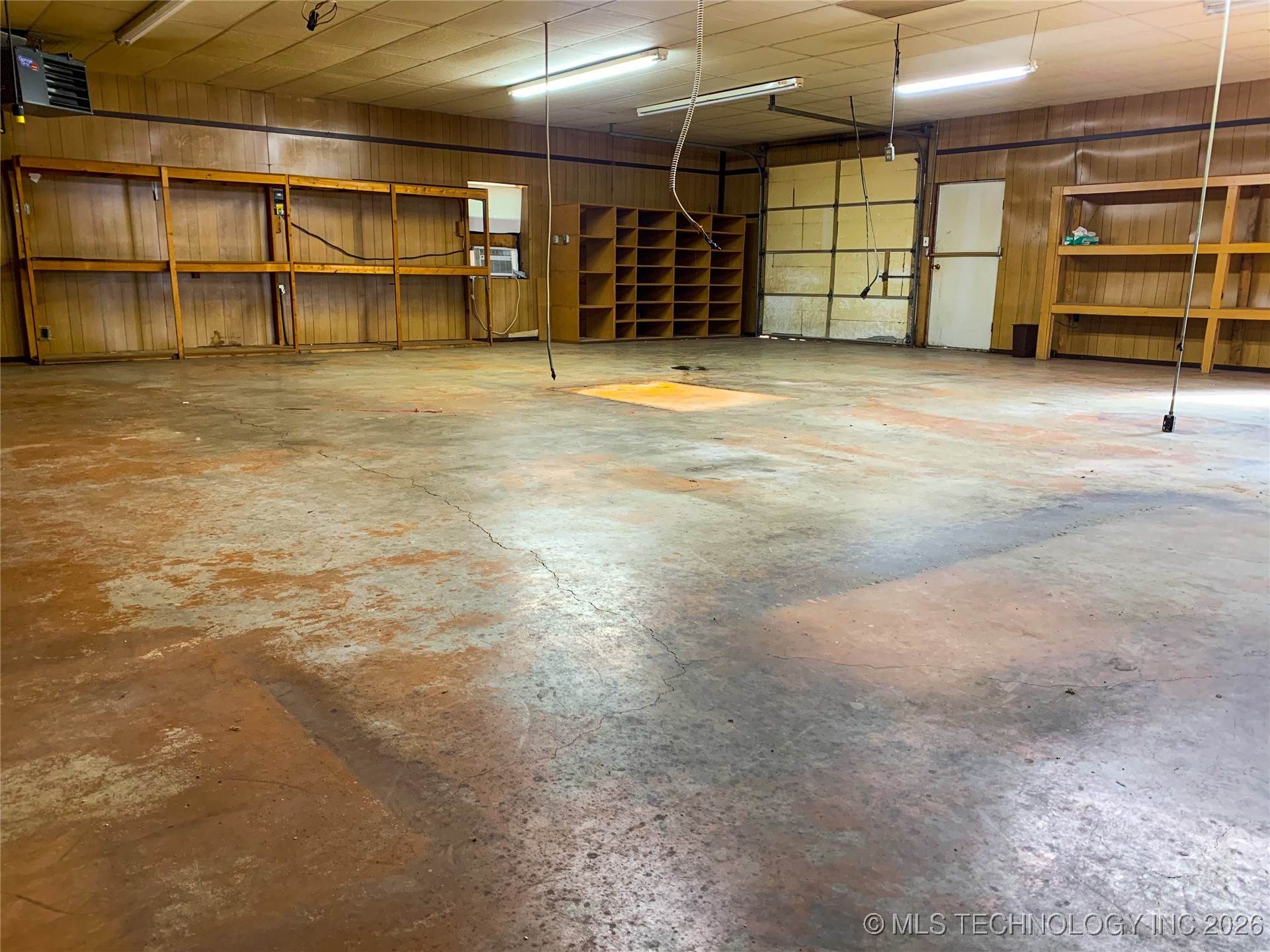423 S Hazel Street Grove OK 74344