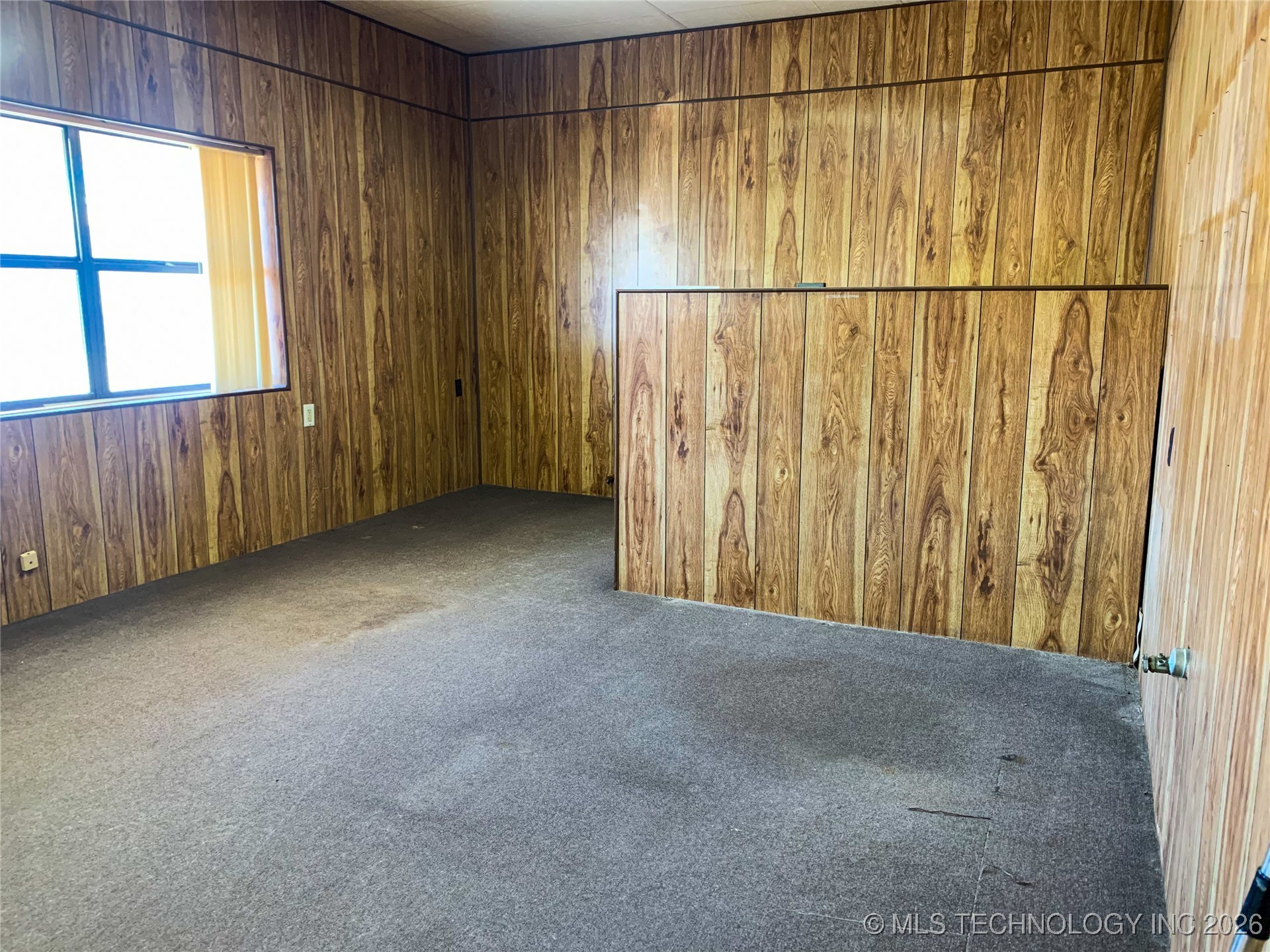 423 S Hazel Street Grove OK 74344