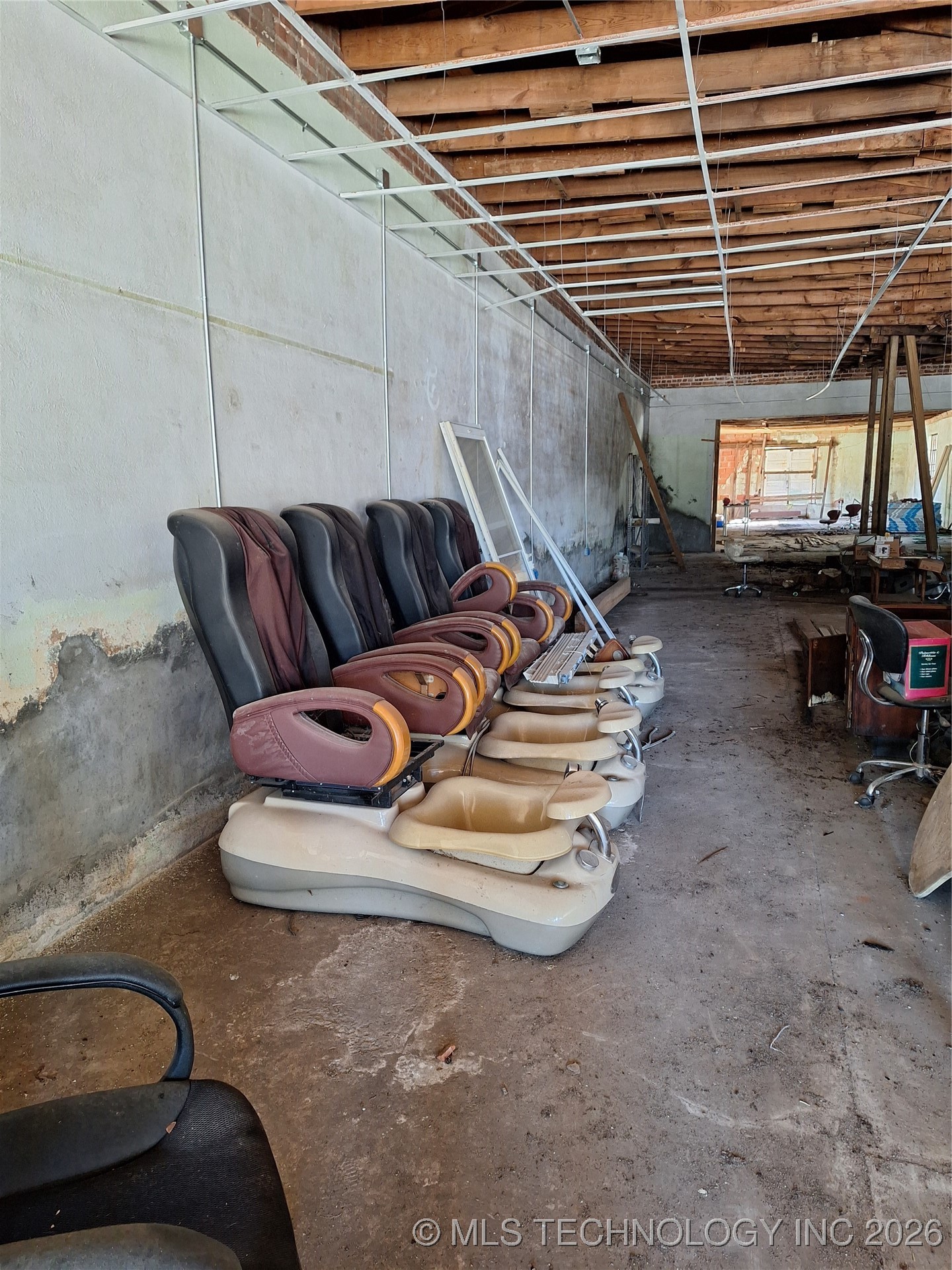 211 N Bdwy Konawa OK 74849