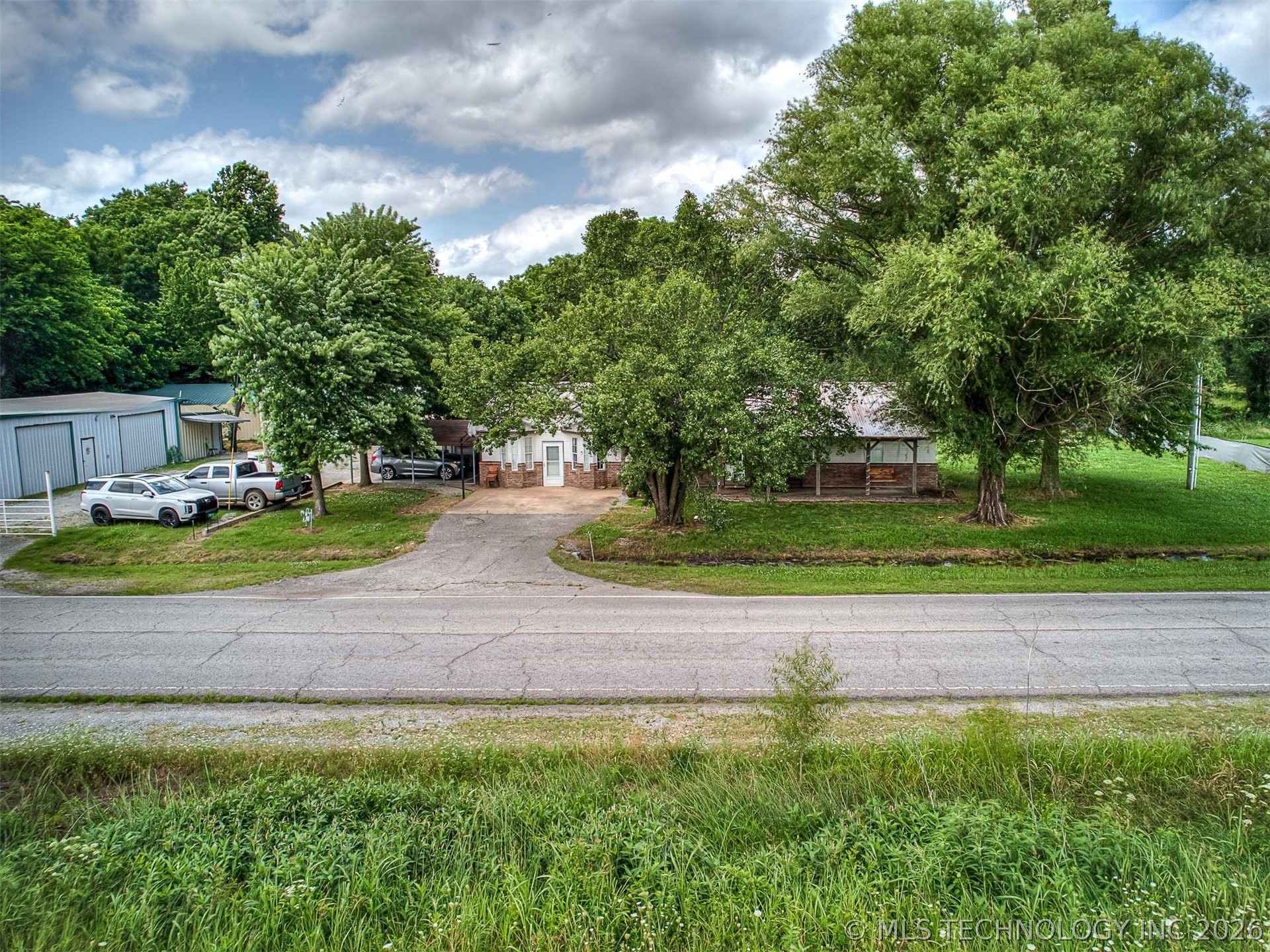 611 W Joe Koelsch Drive Locust Grove OK 74352