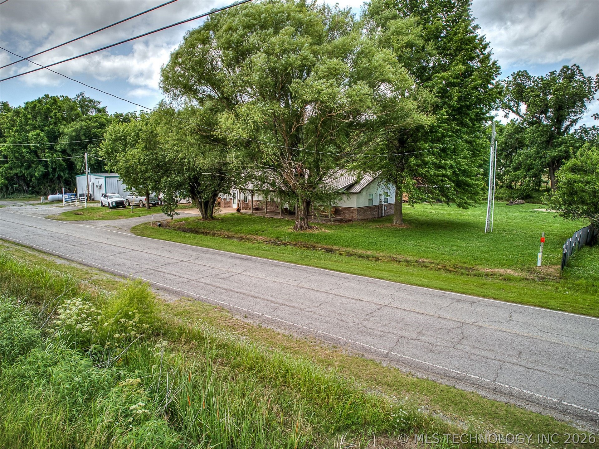 611 W Joe Koelsch Drive Locust Grove OK 74352