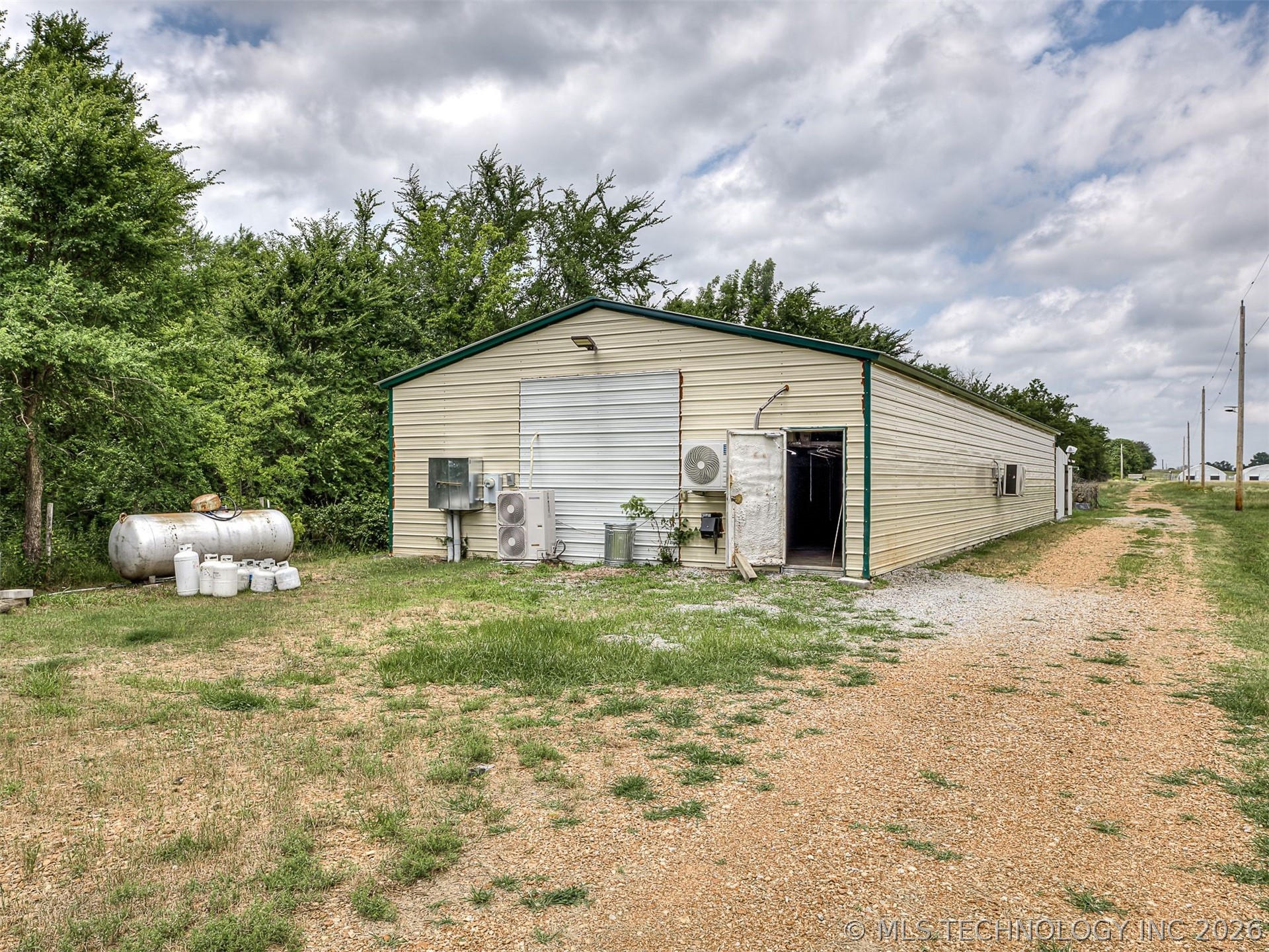 611 W Joe Koelsch Drive Locust Grove OK 74352