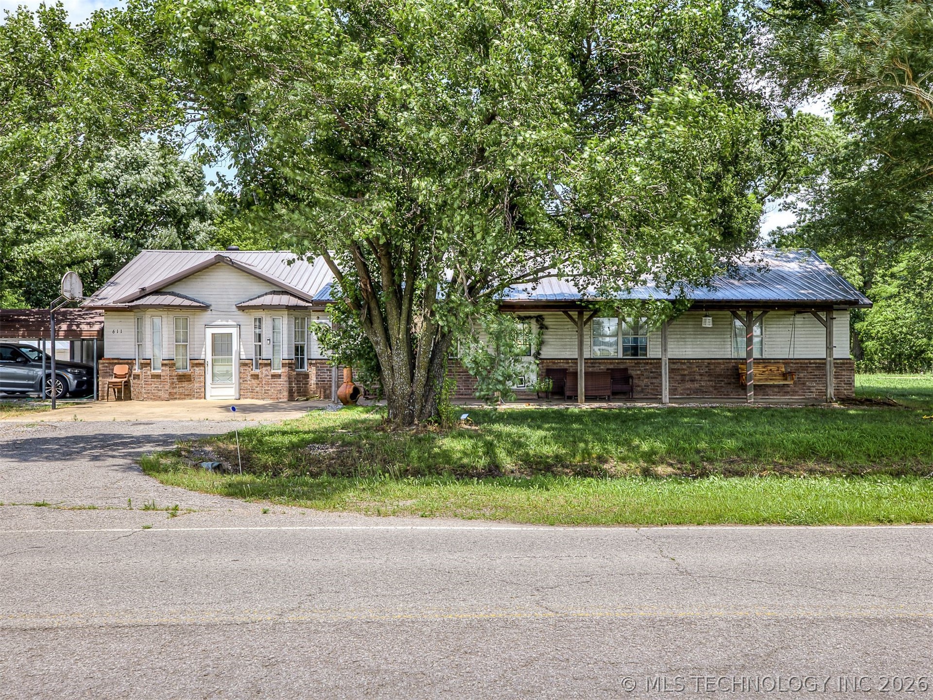 611 W Joe Koelsch Drive Locust Grove OK 74352