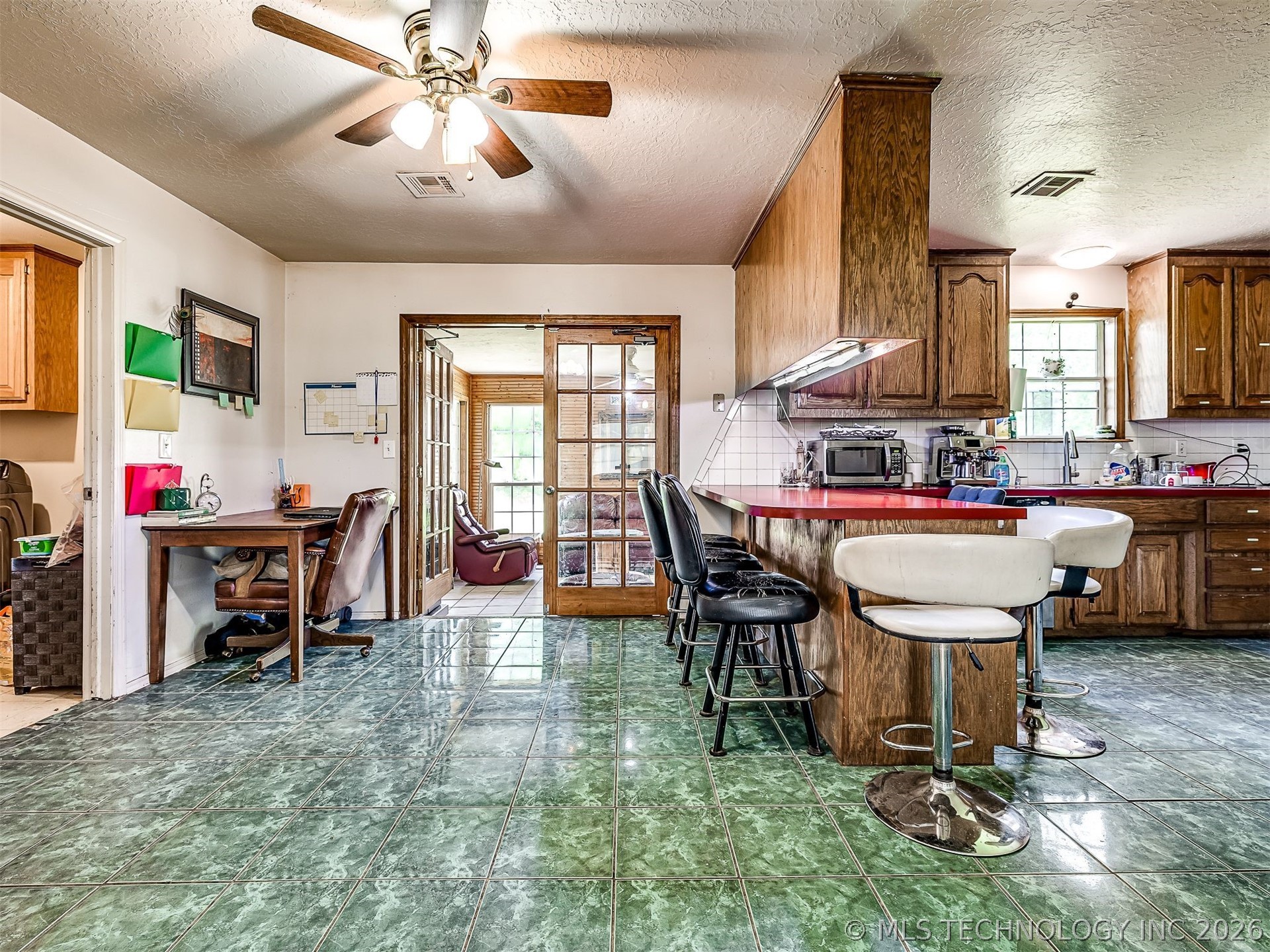 611 W Joe Koelsch Drive Locust Grove OK 74352