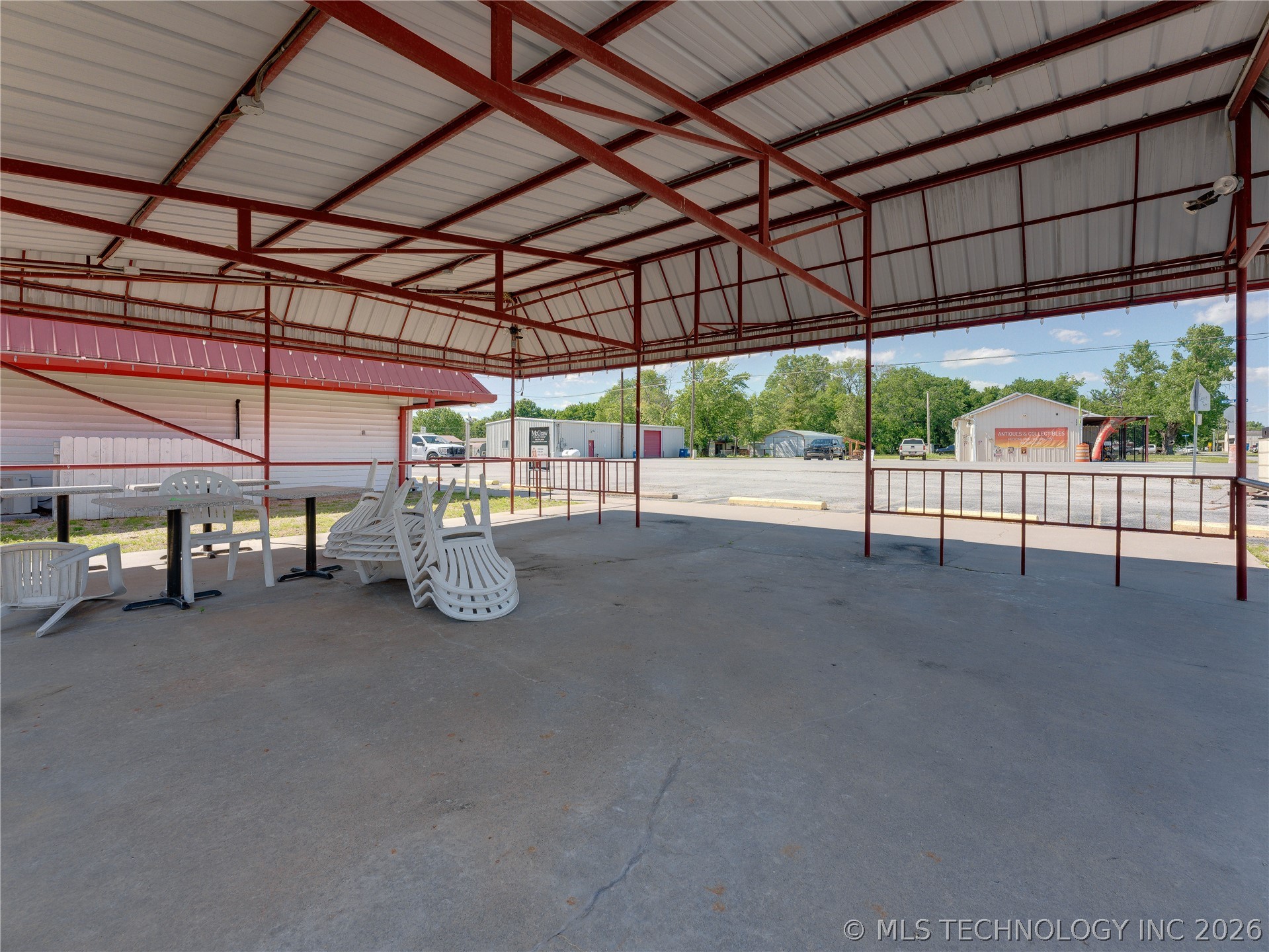 293 Ketchum Boulevard Ketchum OK 74331