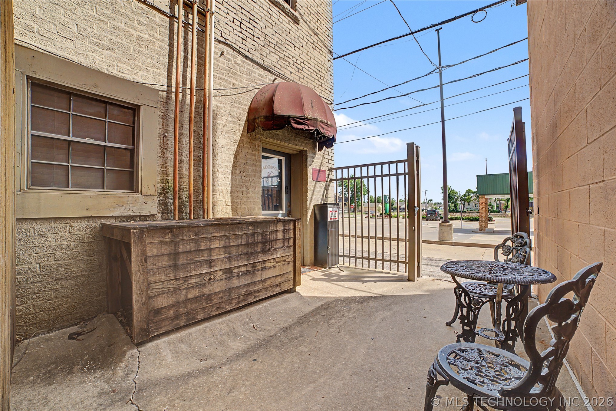 121 S Muskogee Avenue Claremore OK 74017