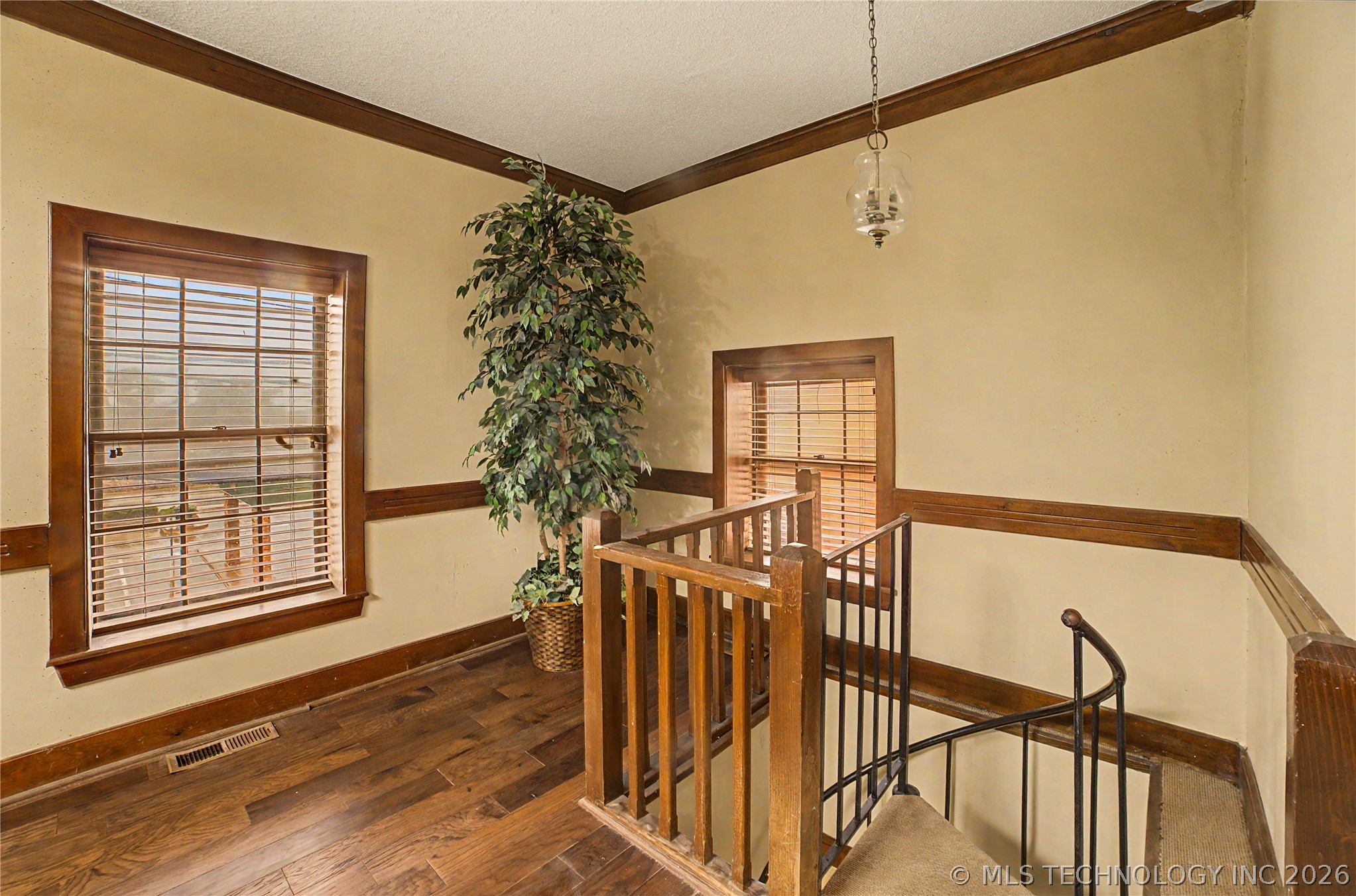 121 S Muskogee Avenue Claremore OK 74017