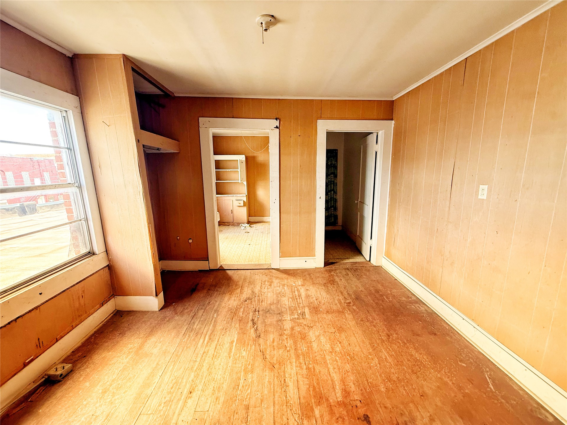 118 W 2nd Wewoka OK 74884