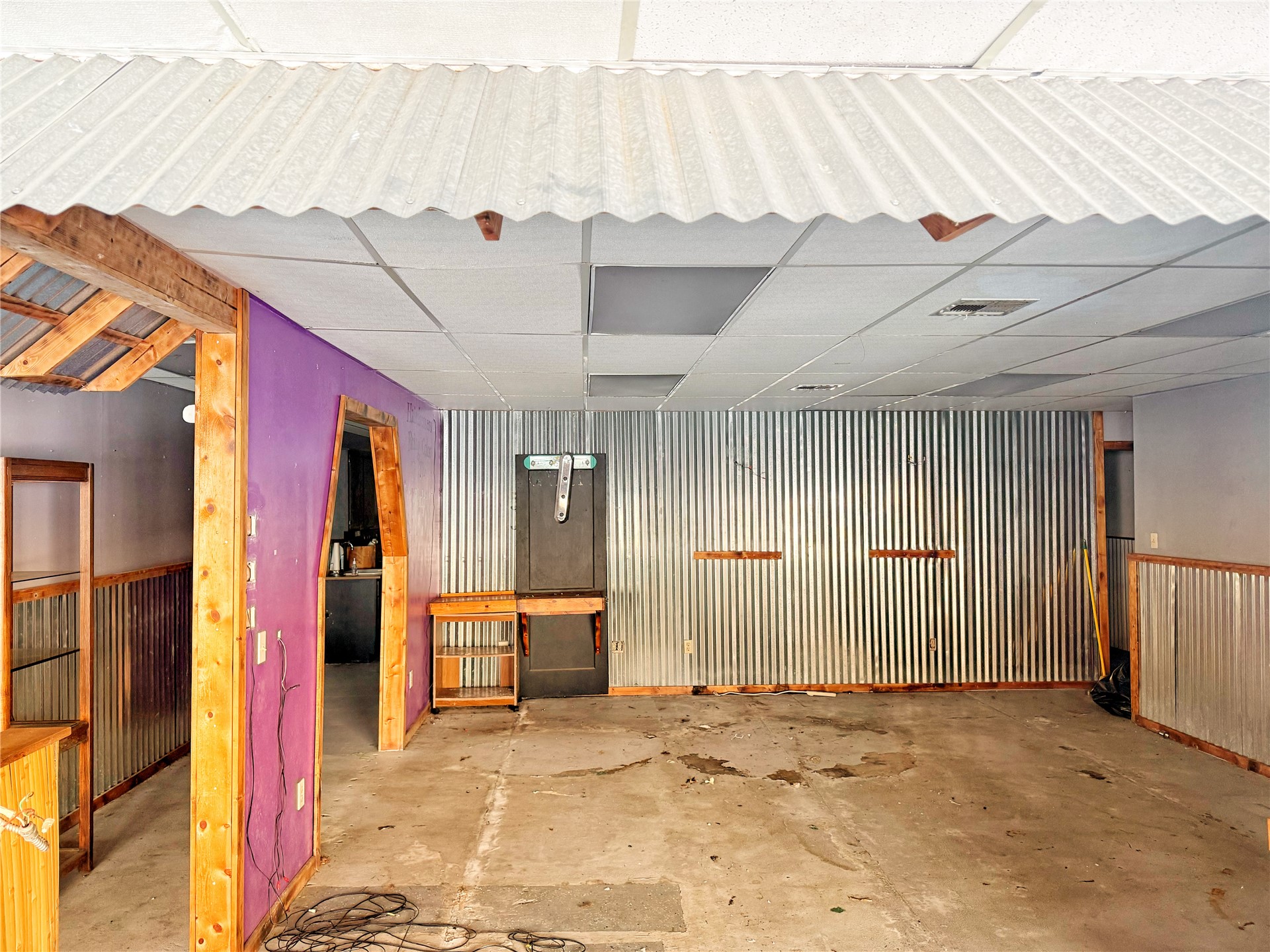 118 W 2nd Wewoka OK 74884