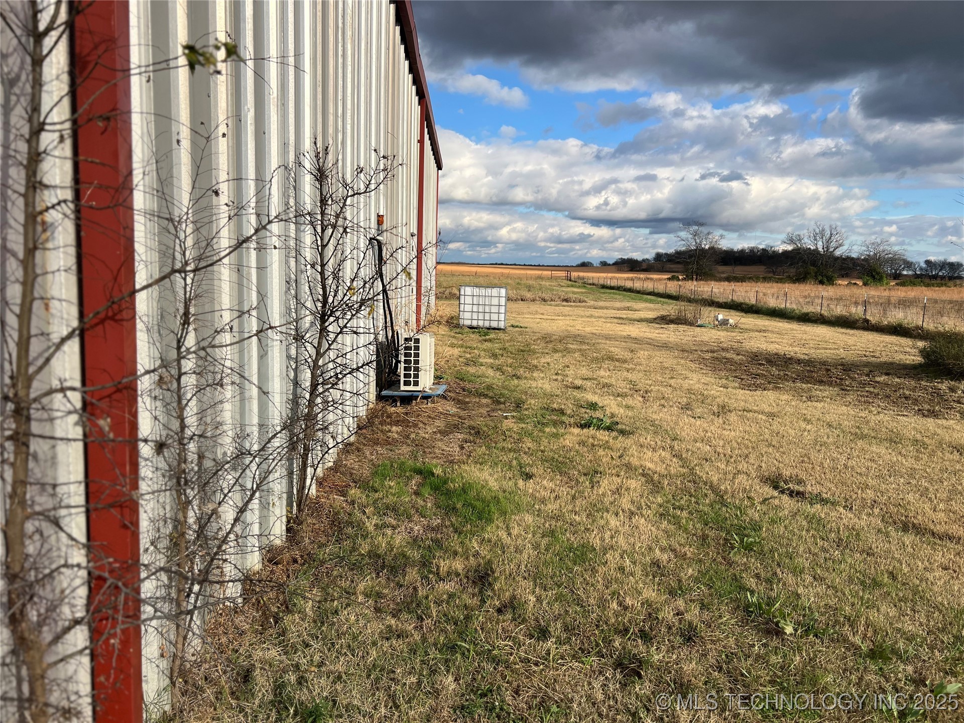 5577 W 630 Road Chouteau OK 74337