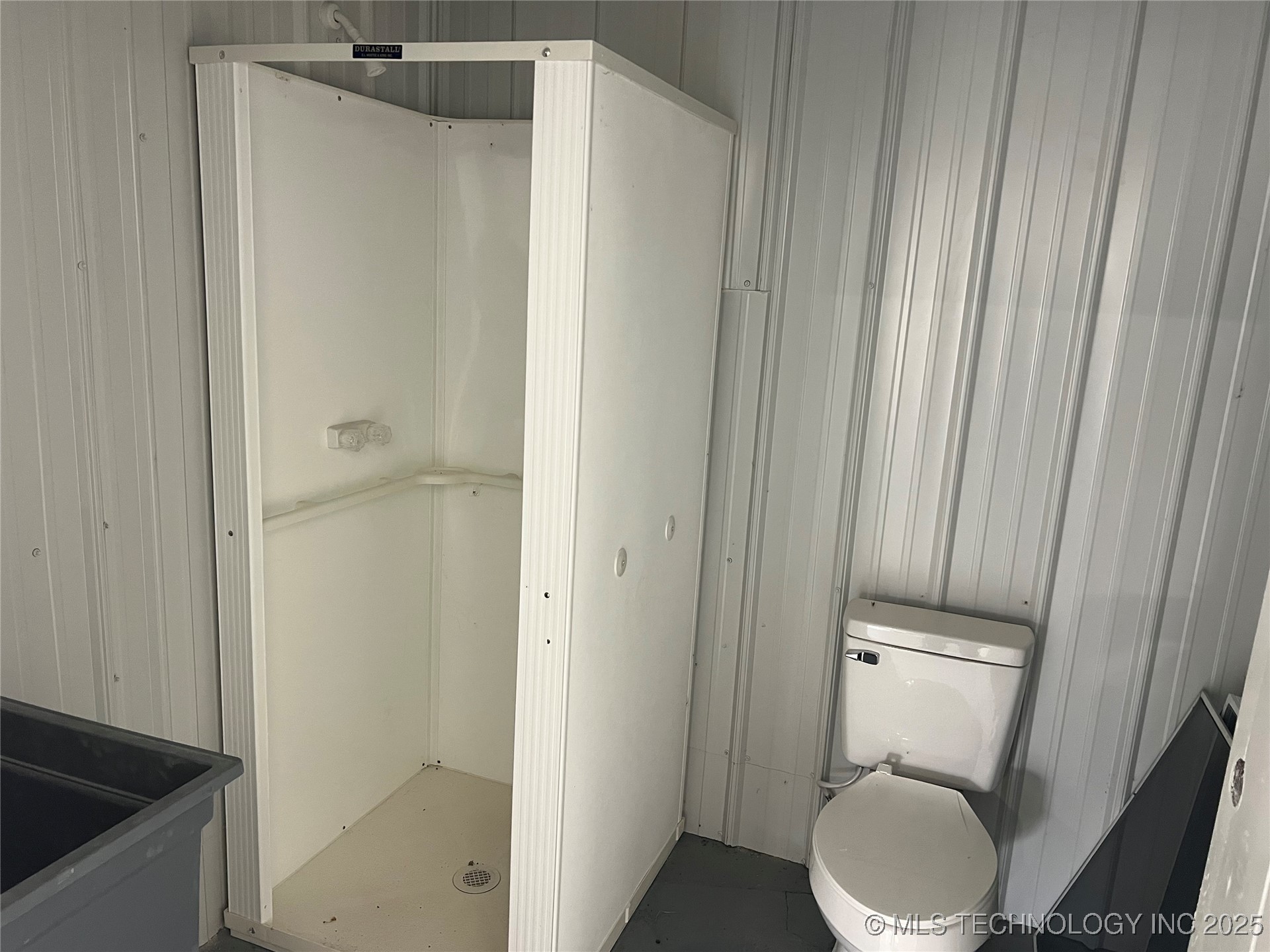 5577 W 630 Road Chouteau OK 74337