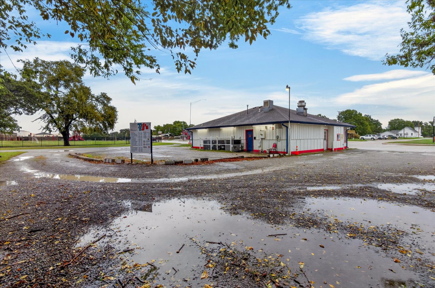 915 N Osage Dewey OK 74029