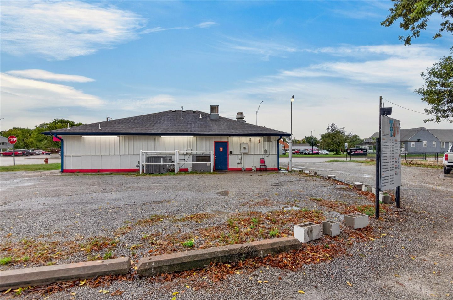 915 N Osage Dewey OK 74029
