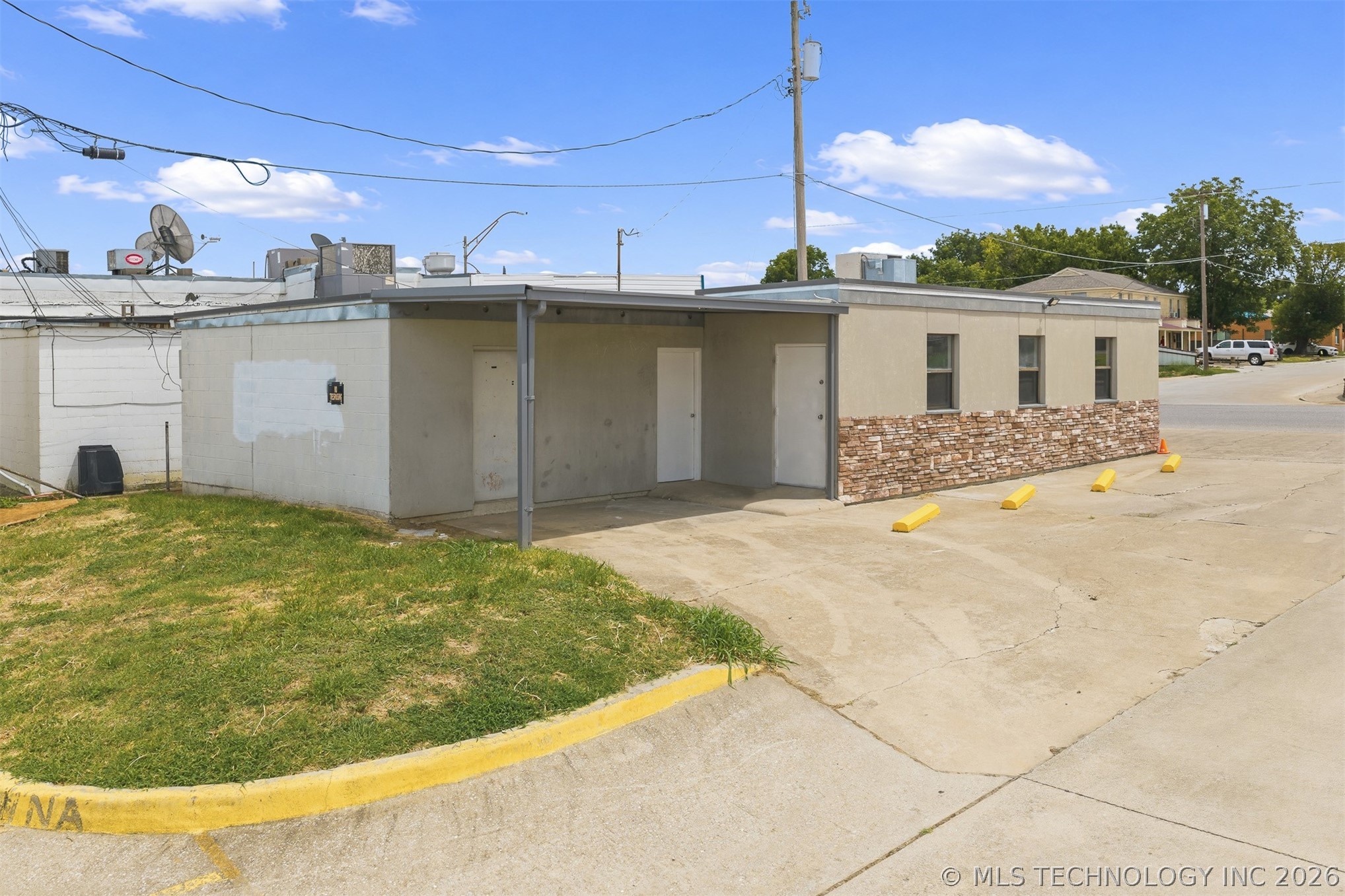 809 W Broadway Street Ardmore OK 73401