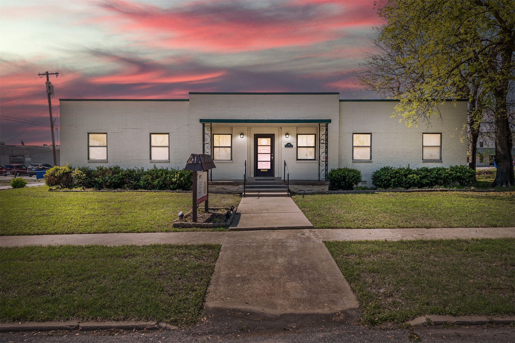109 N Casaver Avenue Wagoner OK 74467