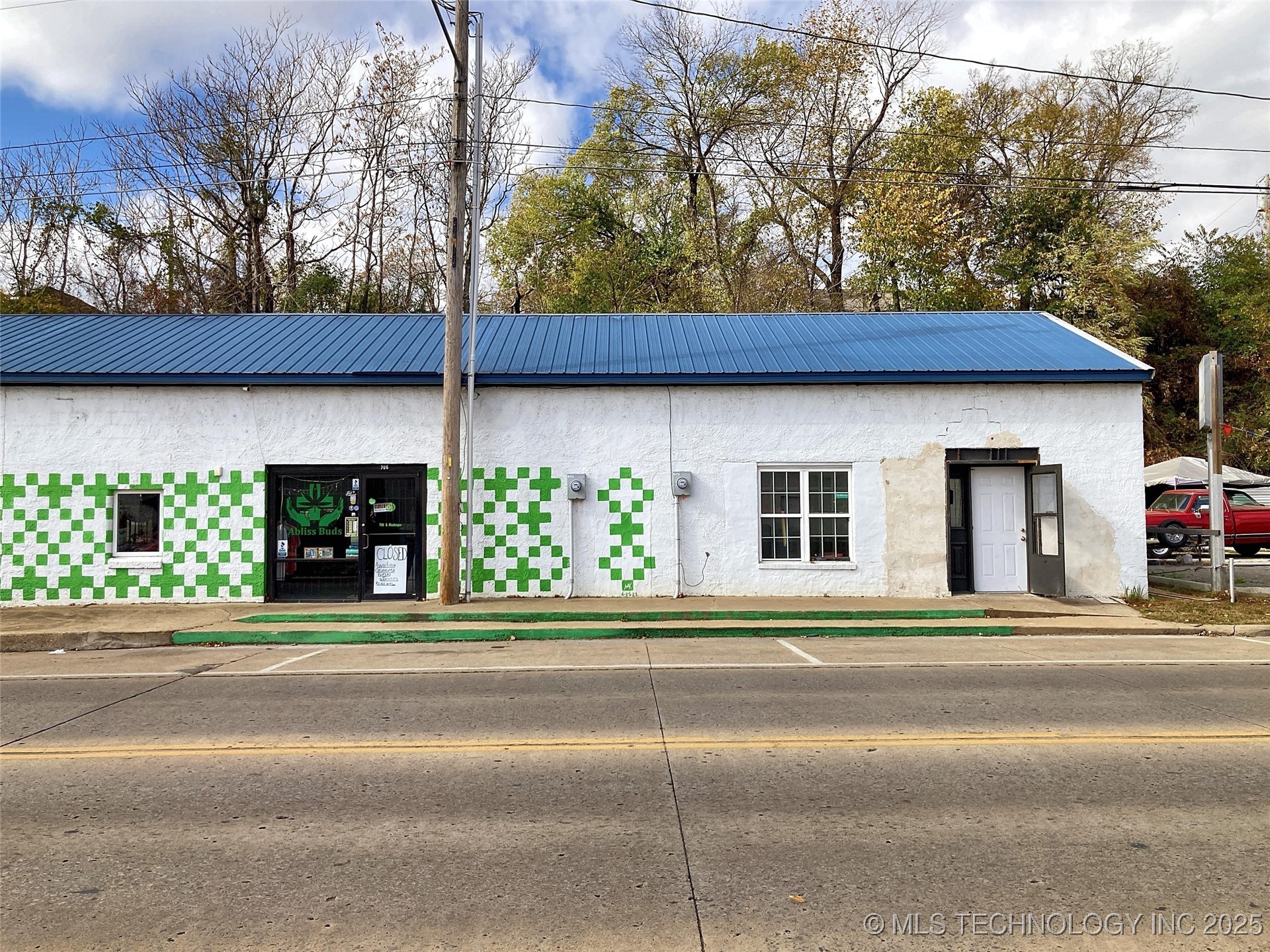 704 S Muskogee Avenue Tahlequah OK 74464