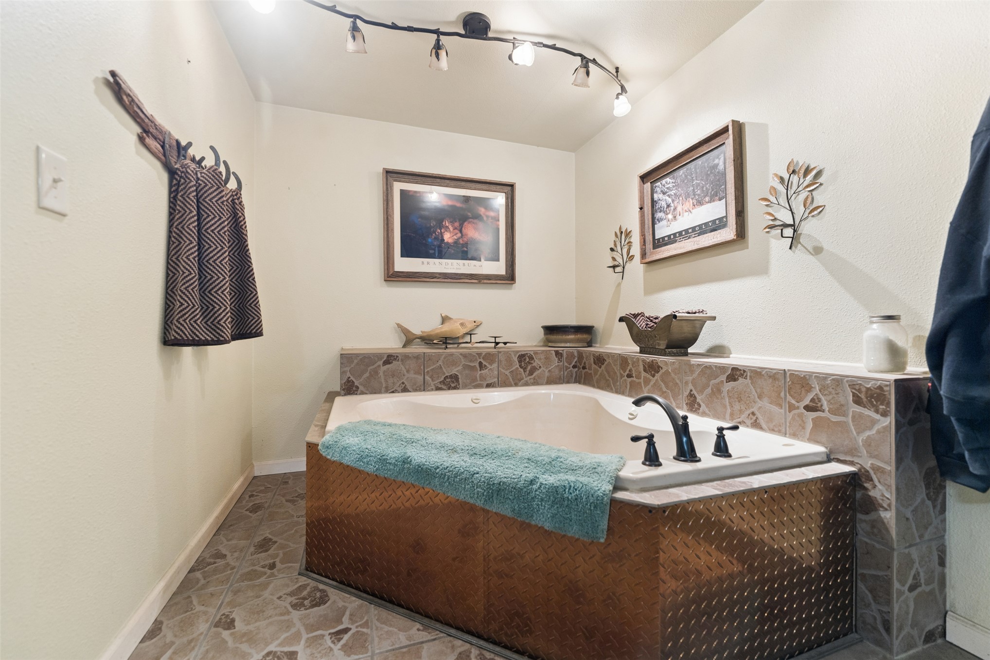 6205 E Tecumseh Street Tulsa OK 74115