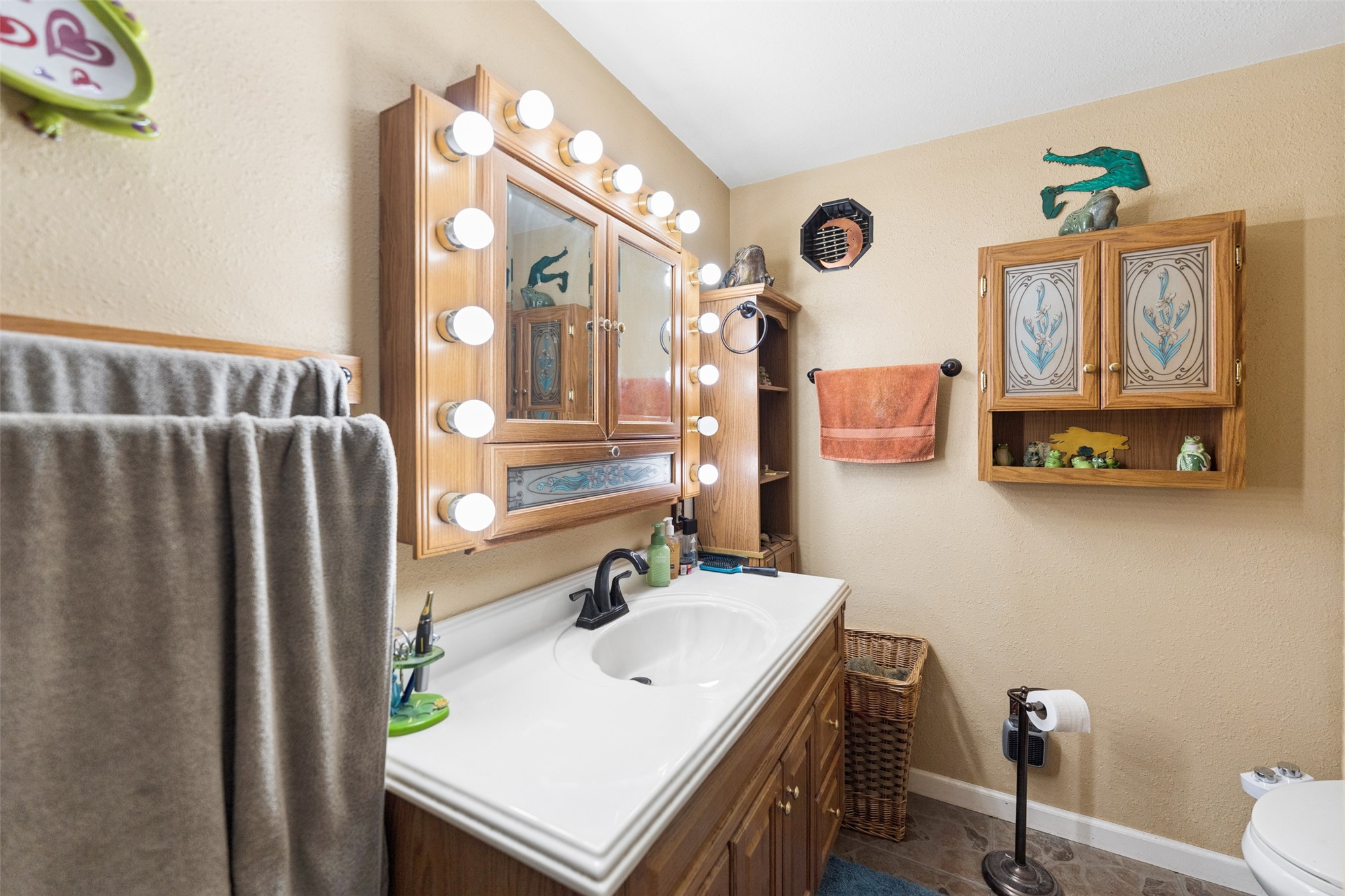 6205 E Tecumseh Street Tulsa OK 74115