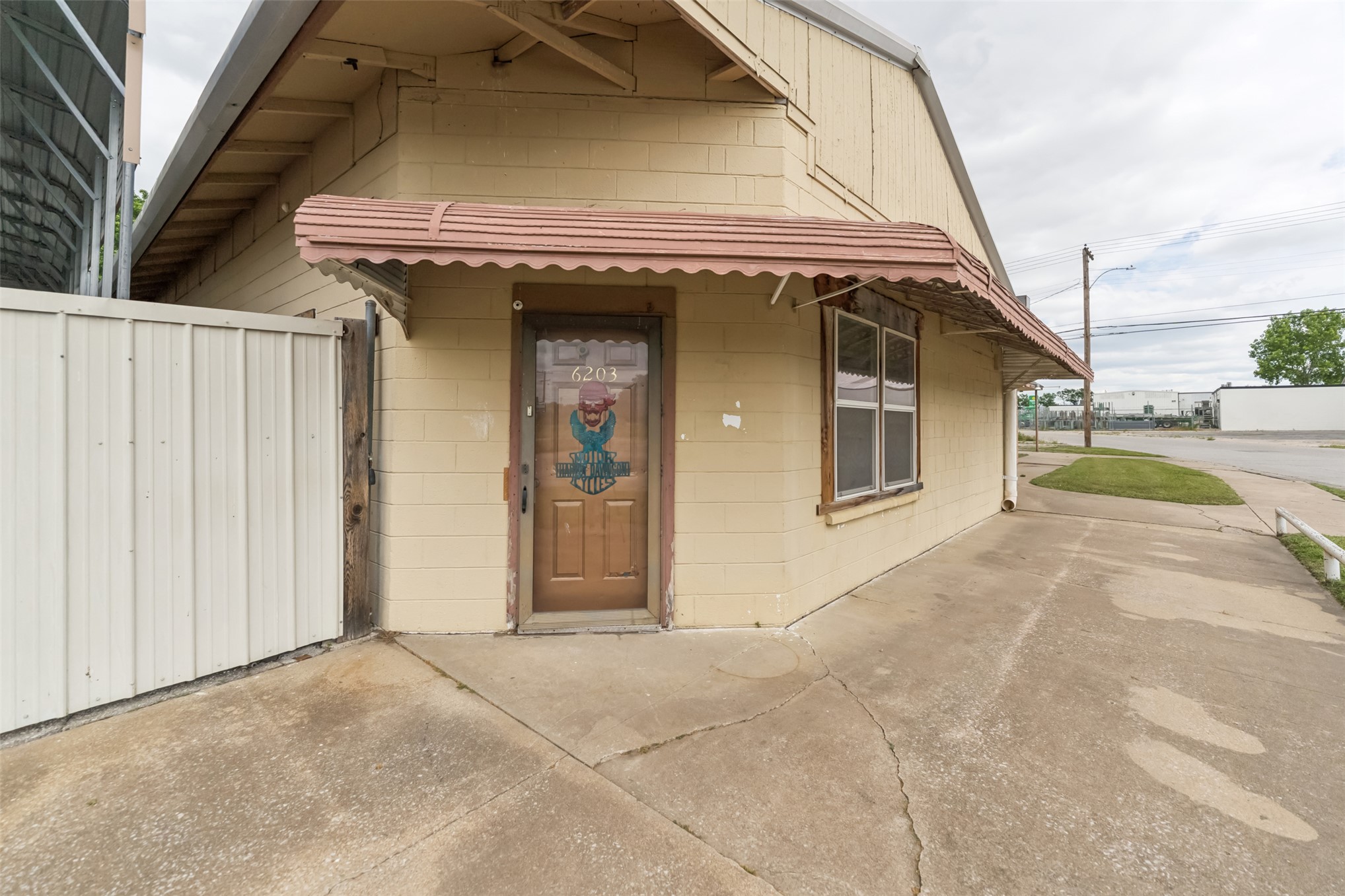 6205 E Tecumseh Street Tulsa OK 74115