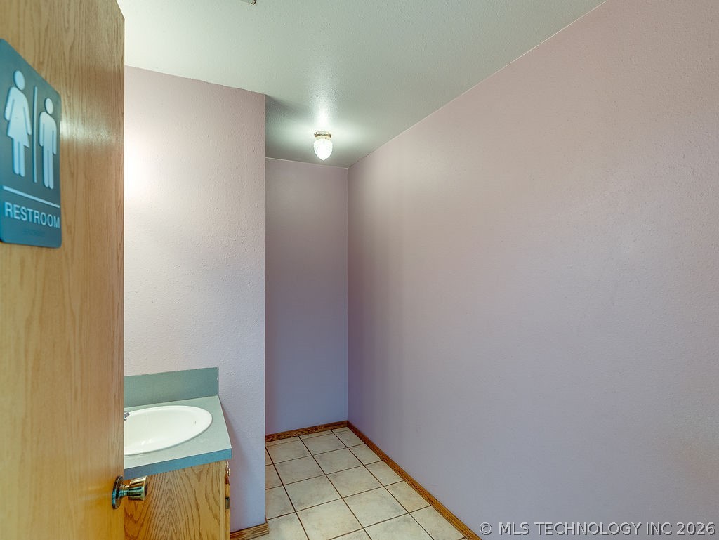 1853 S Broadway Street Coalgate OK 74538
