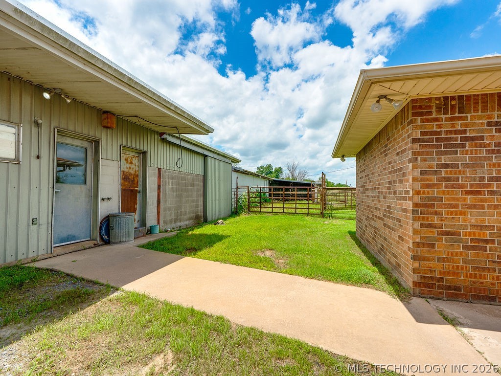 1853 S Broadway Street Coalgate OK 74538