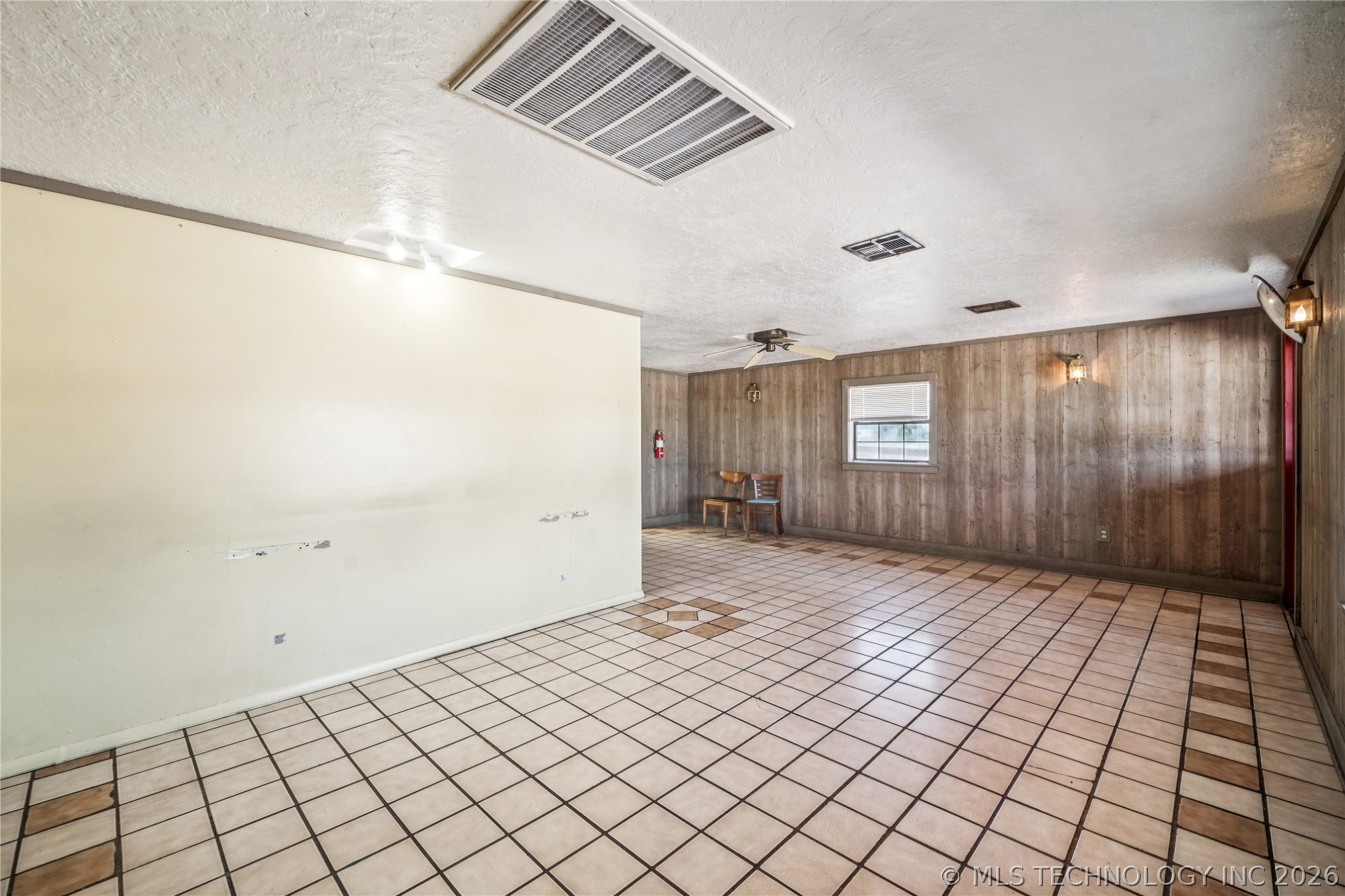 12015 S Poplar Street Claremore OK 74017