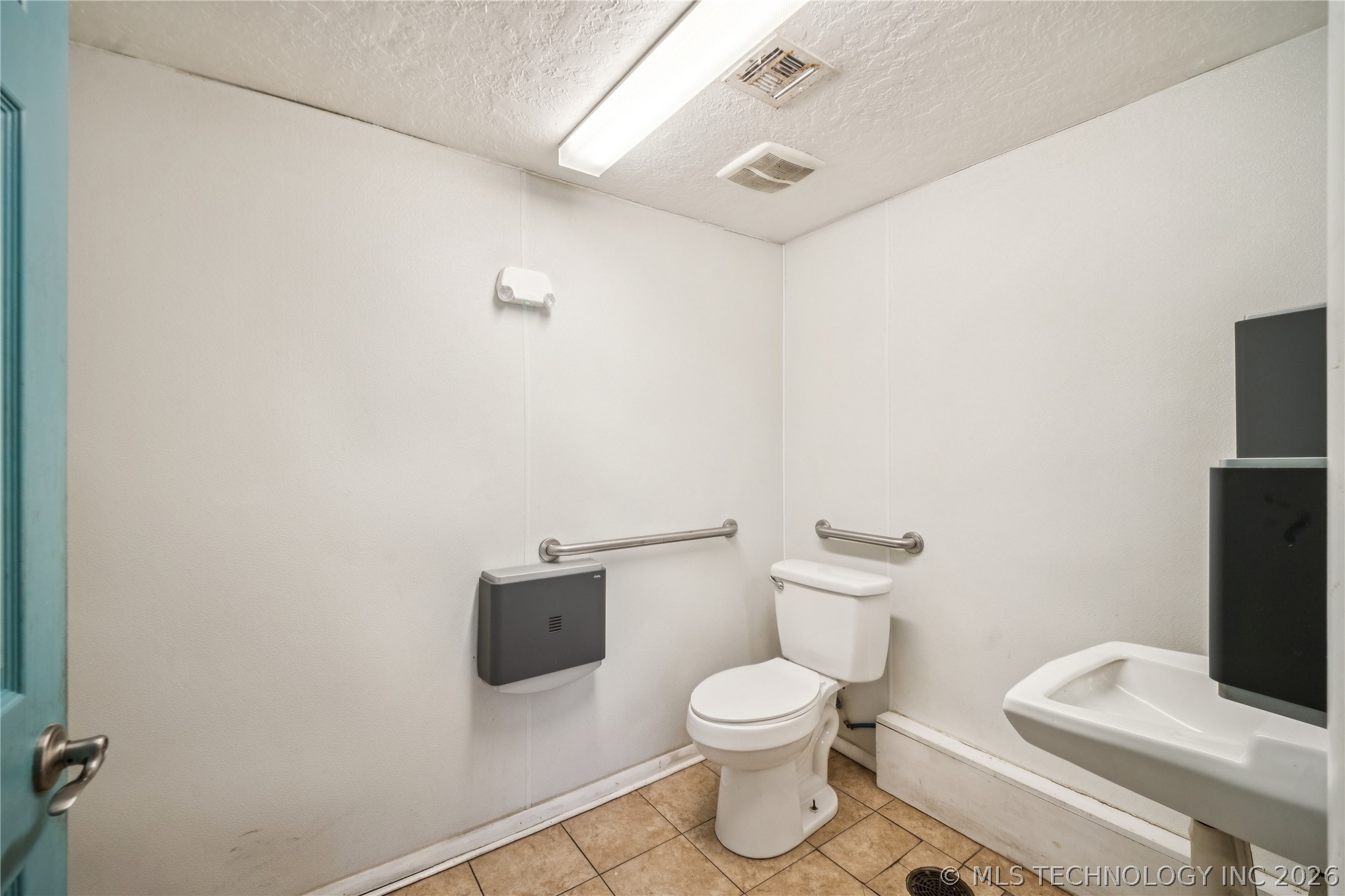 12015 S Poplar Street Claremore OK 74017