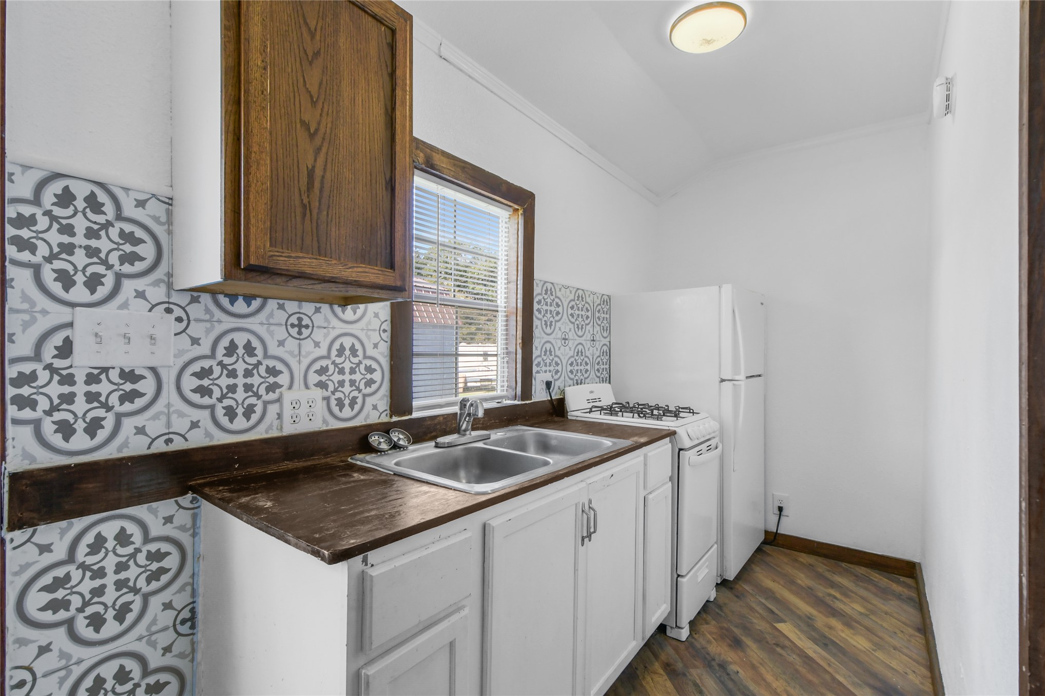 4665 Three Pines Road Kingston OK 73439